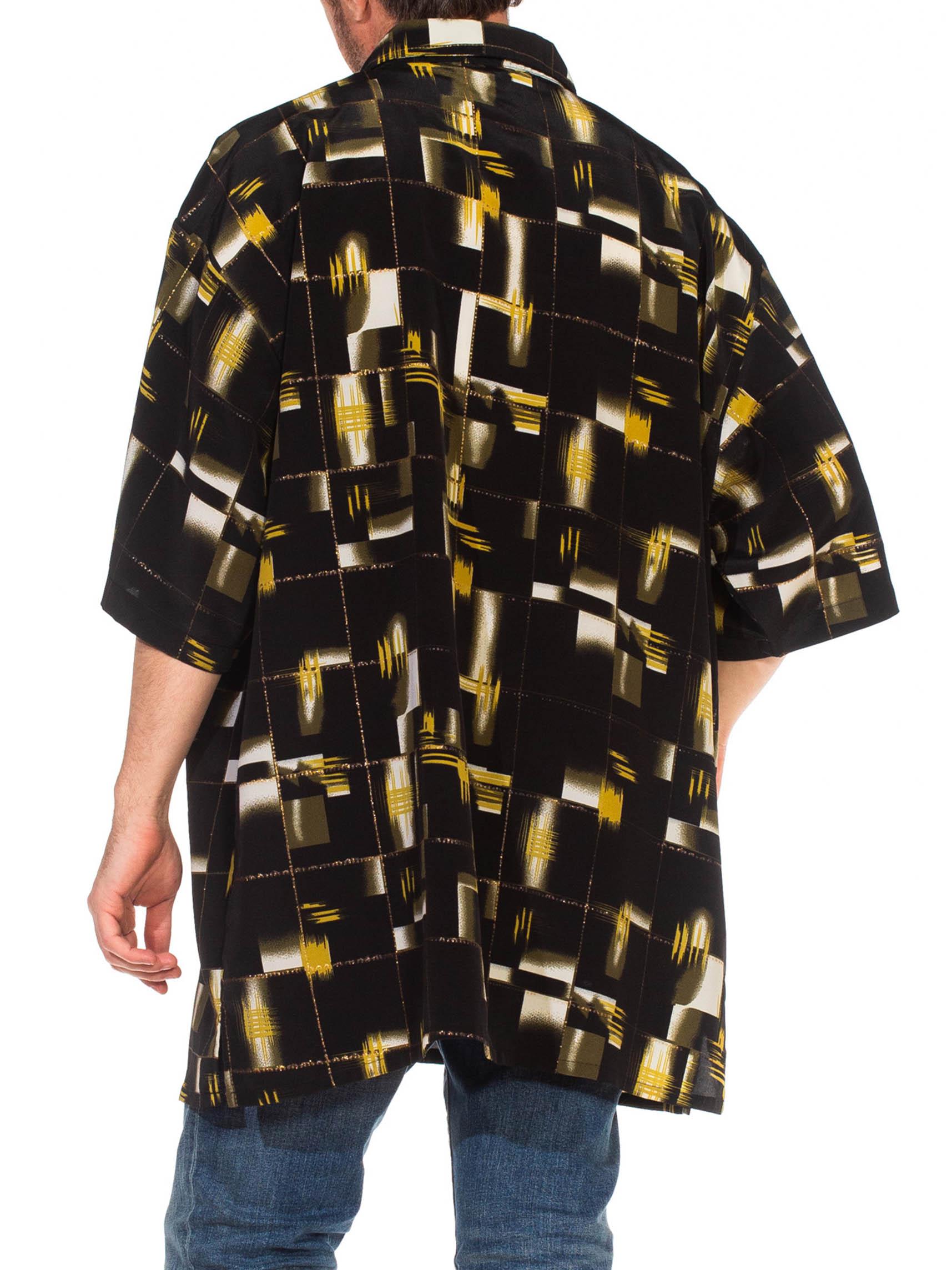 1990S Black & Gold Polyester Men's Short Sleeve Shirt For Sale 7