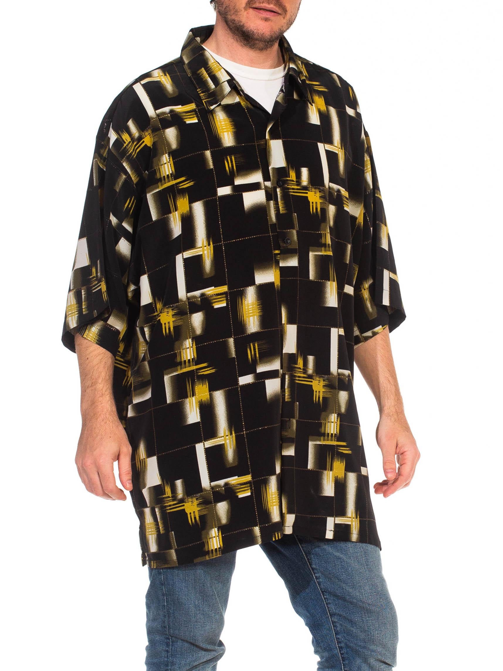 1990S Black & Gold Polyester Men's Short Sleeve Shirt For Sale 1