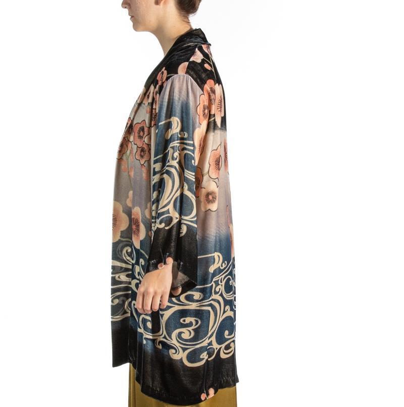 1990S Black & Pink Chinese Rayon Silk Burnout Velvet Robe In Excellent Condition For Sale In New York, NY