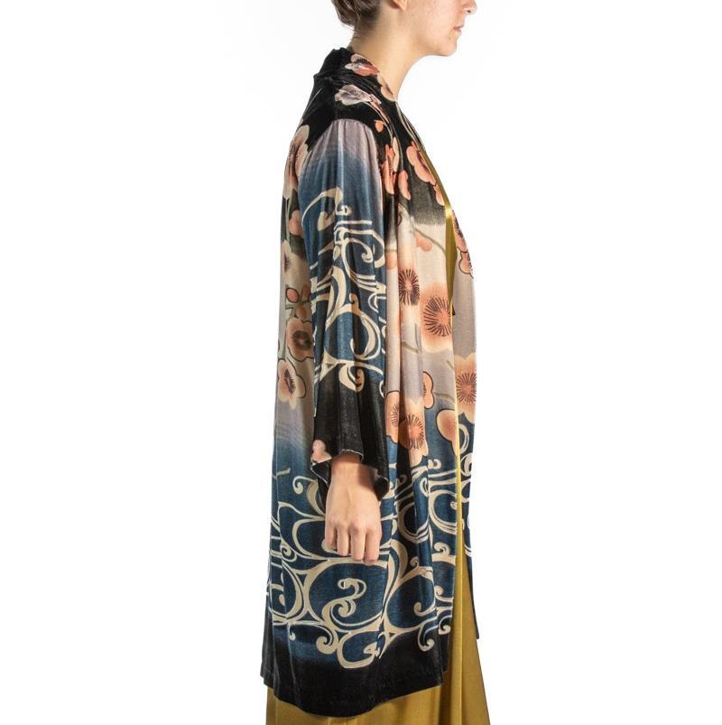 Women's 1990S Black & Pink Chinese Rayon Silk Burnout Velvet Robe For Sale