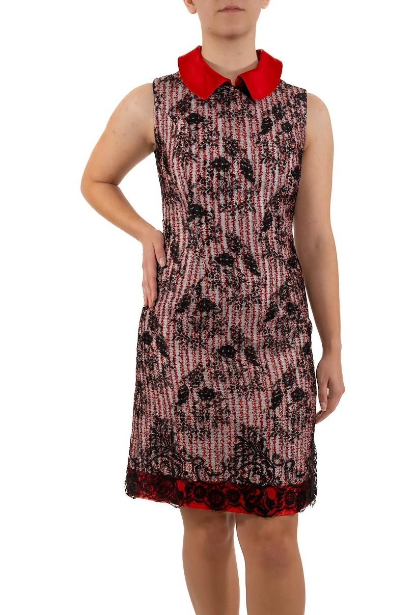 1990S Schwarz & Rot Chantilly Spitze über Wollkleid mit Seidenkragen im Angebot 2