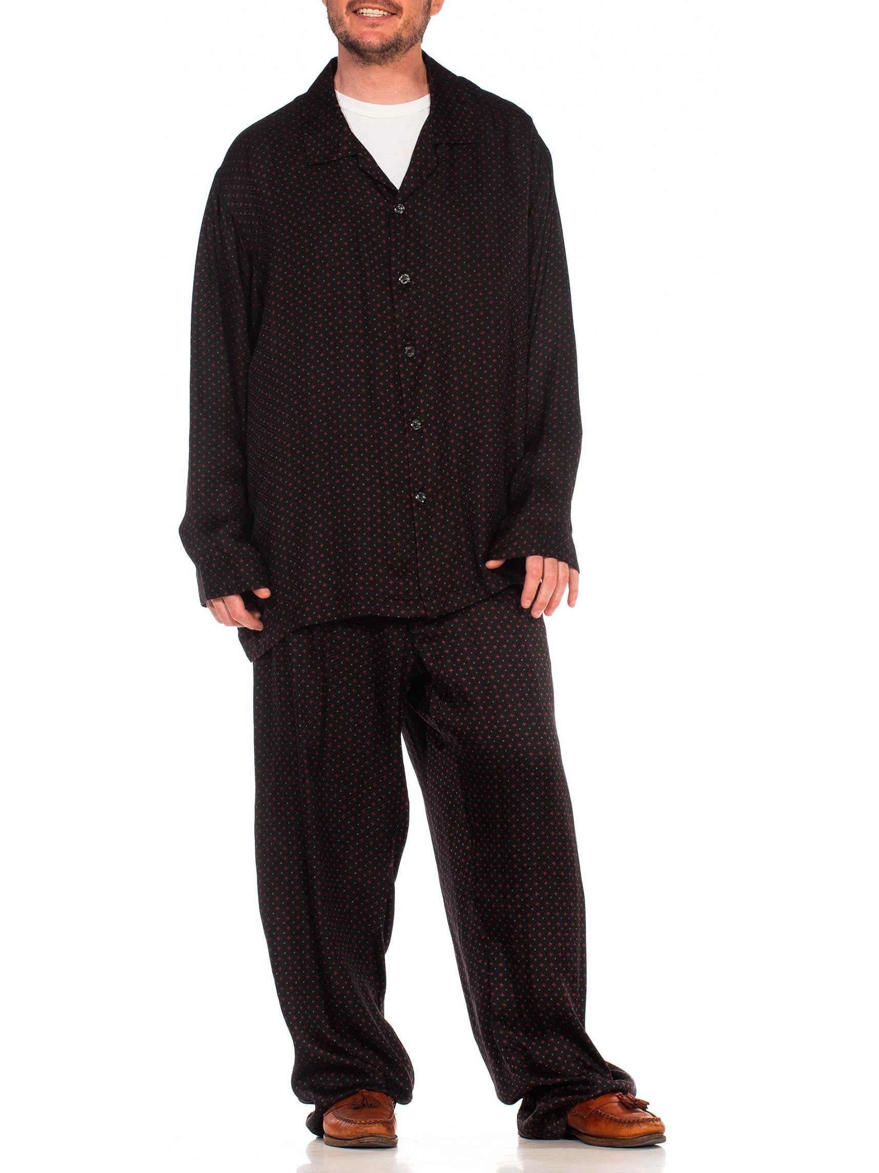1990S Black & Red Silk Jacquard Men's Pajamas 1
