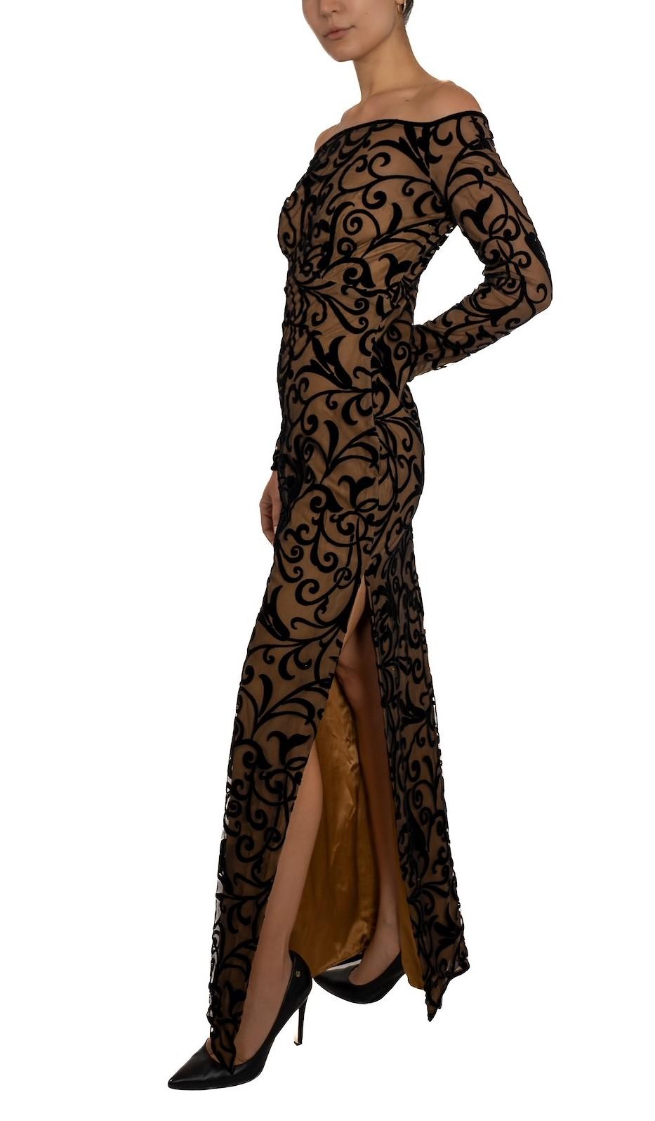 1990S Robe à manches longues en velours semi-transparent floqué sur tulle, doublée de soie, noire en vente 1