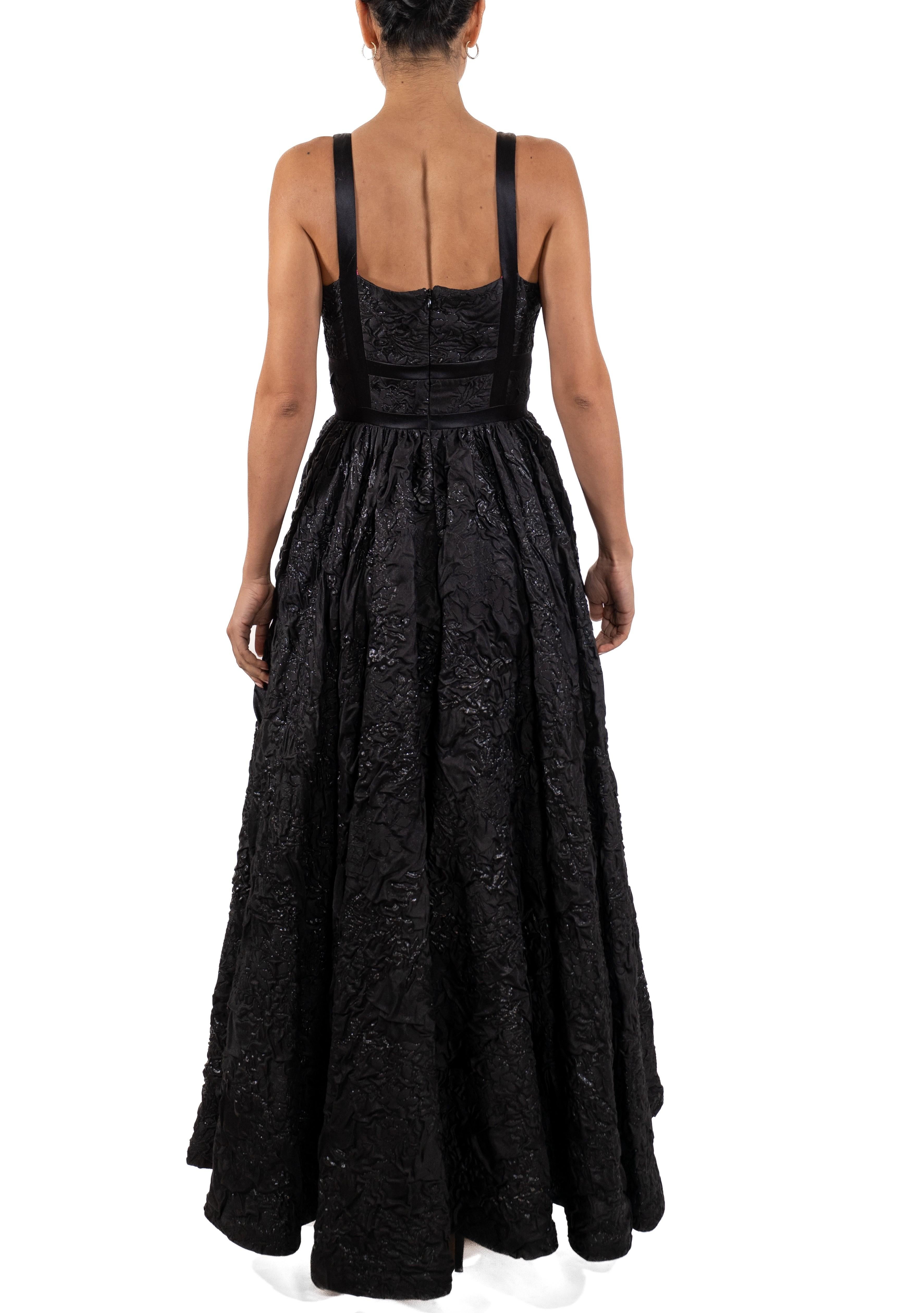 1990S Black Silk Blend Matelassé Full Skirted Ball Gown Lined In Hot Pink With For Sale 3