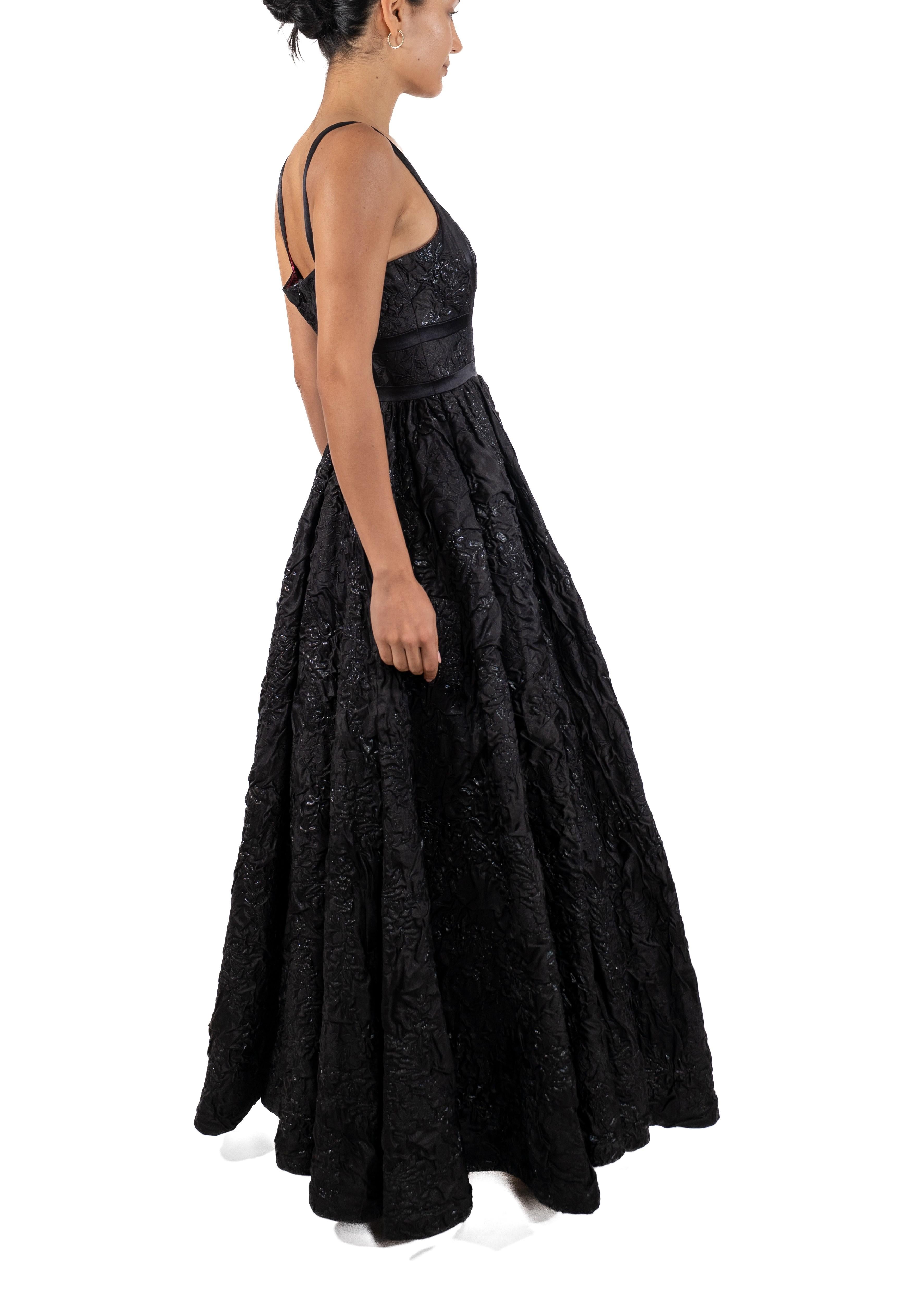 1990S Black Silk Blend Matelassé Full Skirted Ball Gown Lined In Hot Pink With For Sale 5