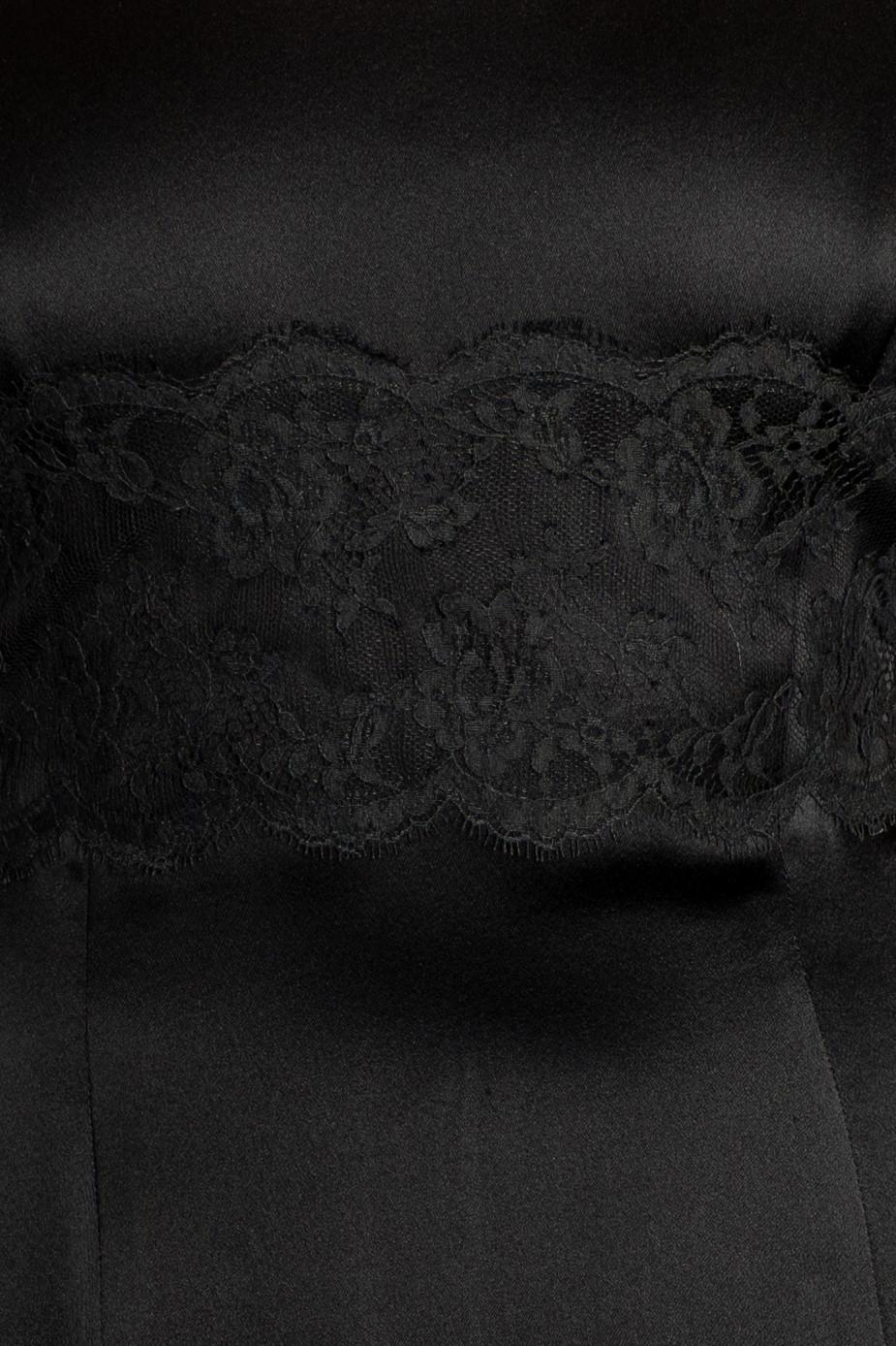 1990S Robe en charmeuse de soie noire et dentelle Chantilly française en vente 5