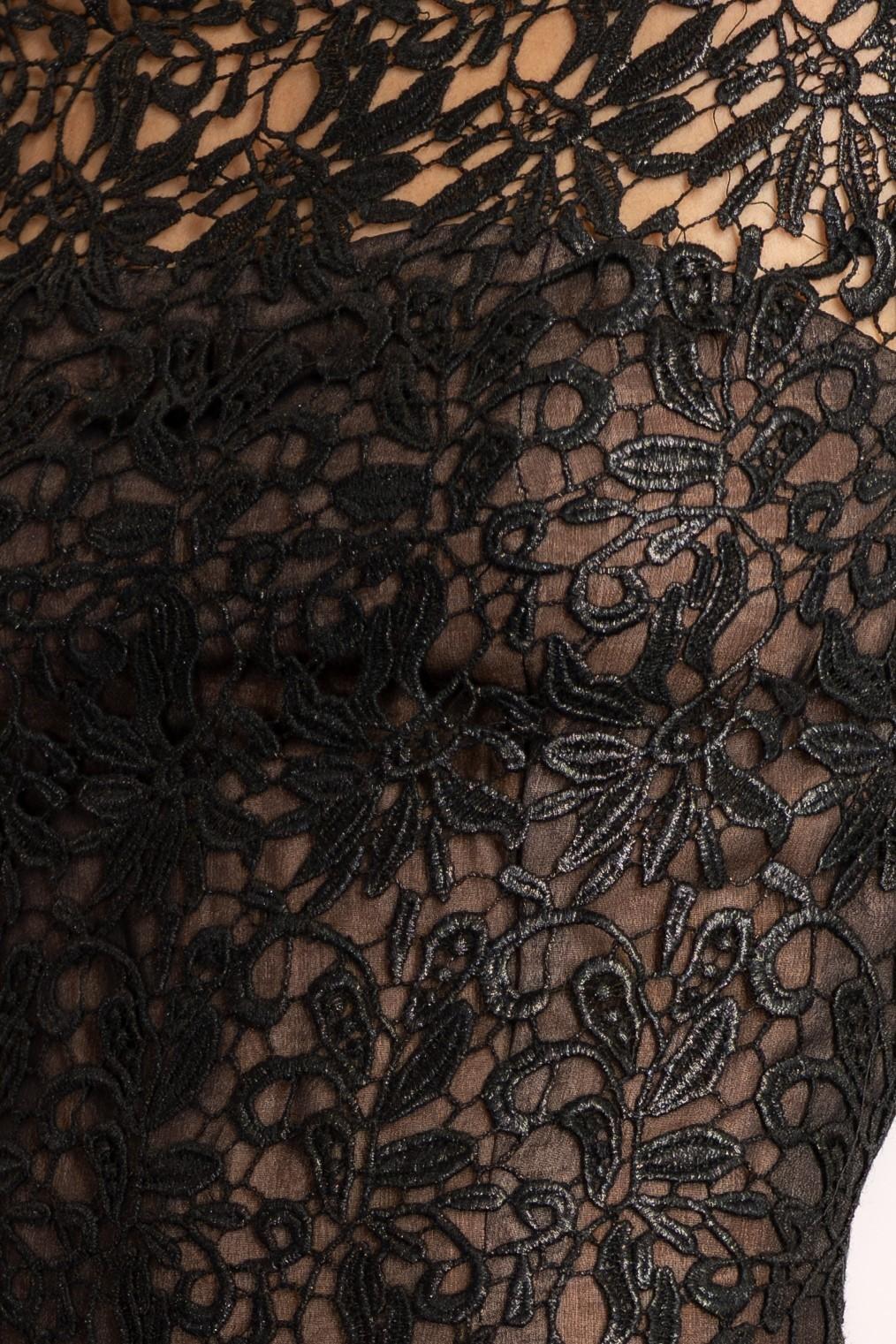 1990S Chiffon de soie noire et dentelle  Robe avec détachement en velours en vente 5