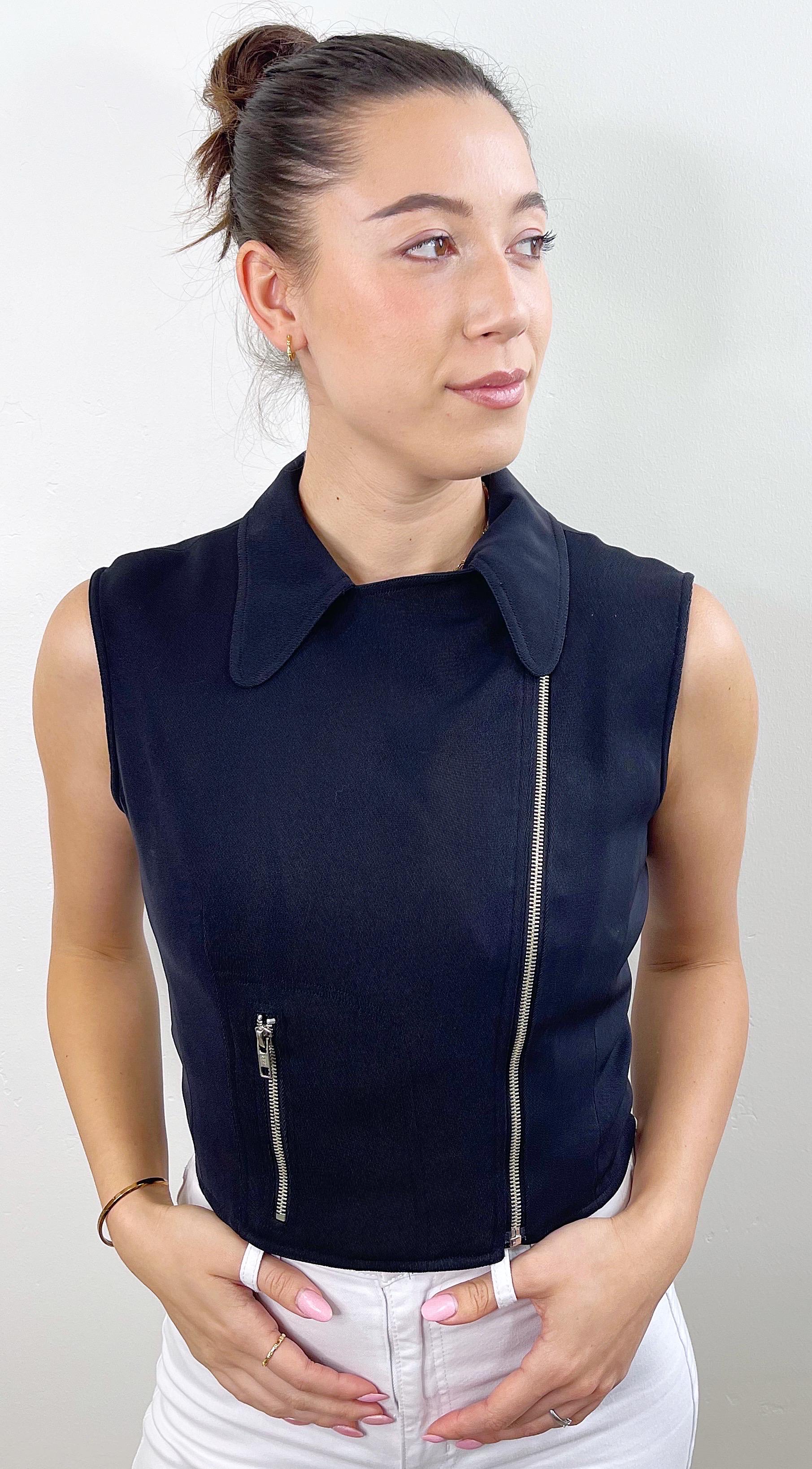 1990s Black Silver Zipper Size 6 / 8 Vintage 90s Sleeveless Moto Biker Vest For Sale 6