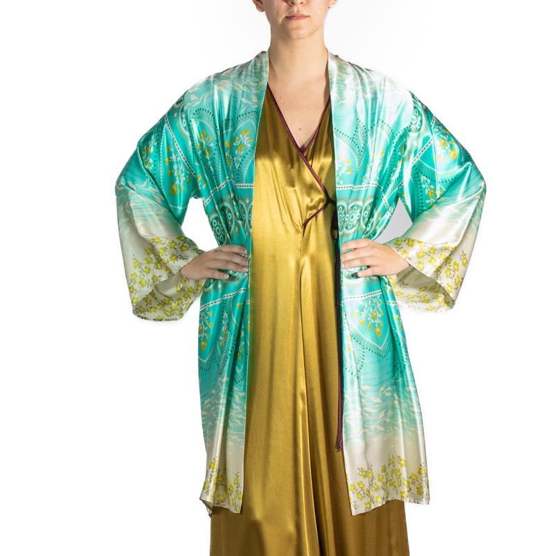 Women's 1990S Blue & White Silk Robe For Sale