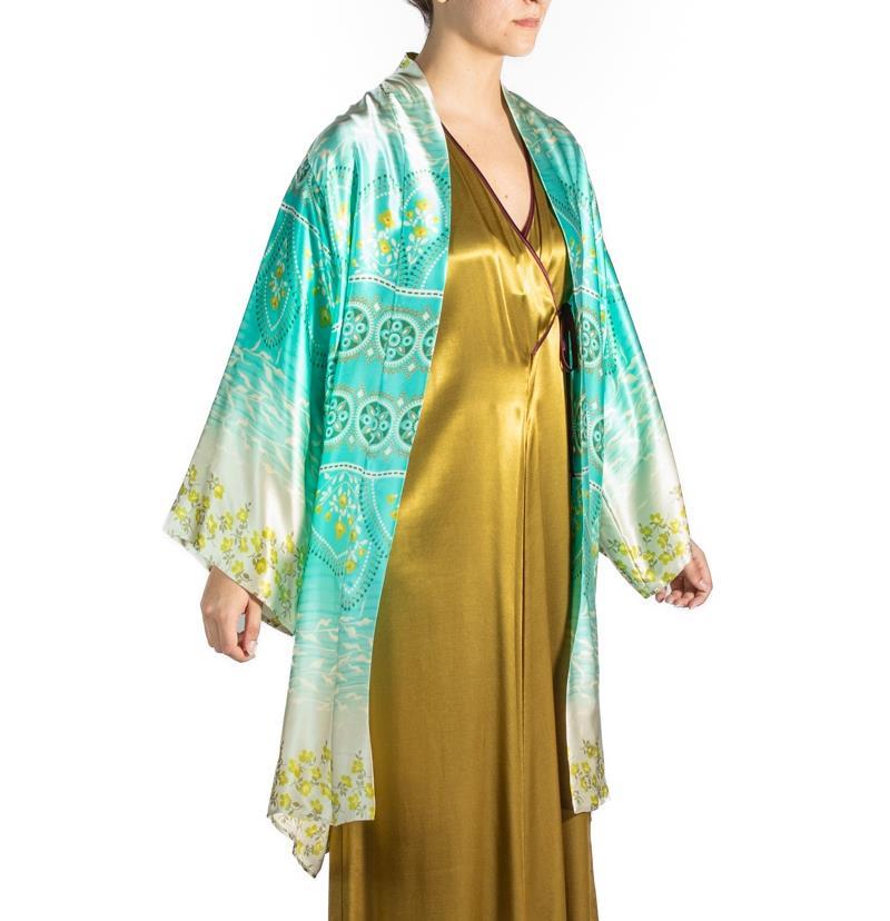 1990S Blue & White Silk Robe For Sale 4