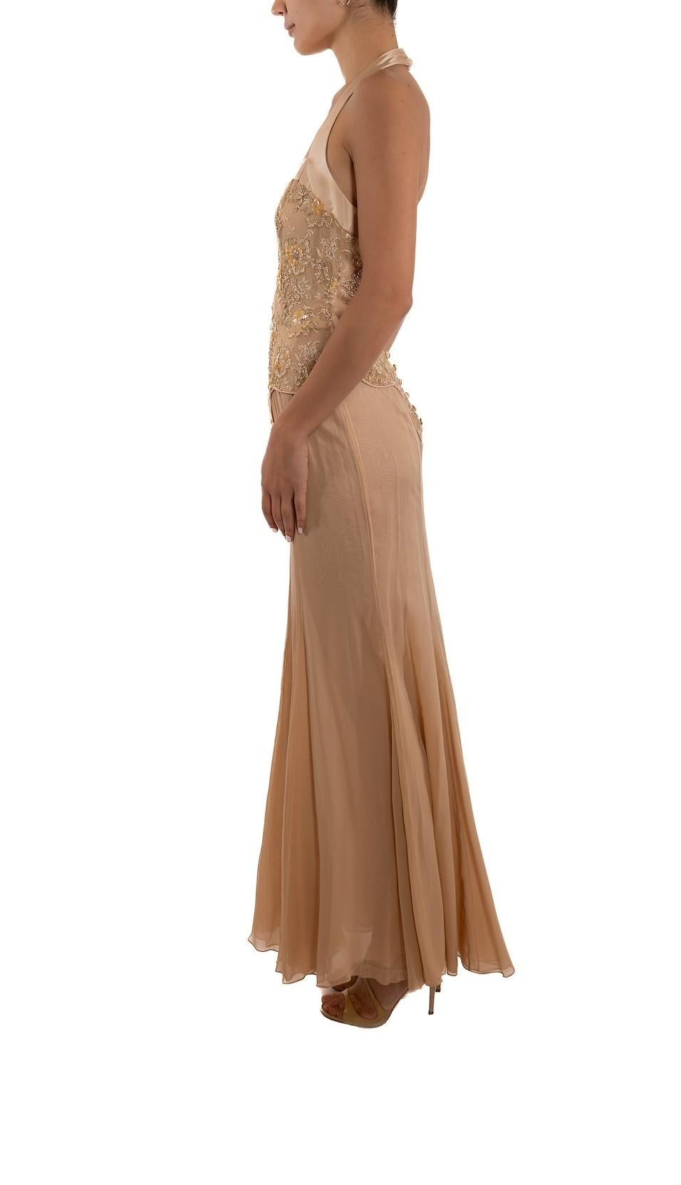 1990S Blush Pink Silk Chiffon & Metallic Beaded Chantilly Lace Halter Neck Gown In Good Condition For Sale In New York, NY