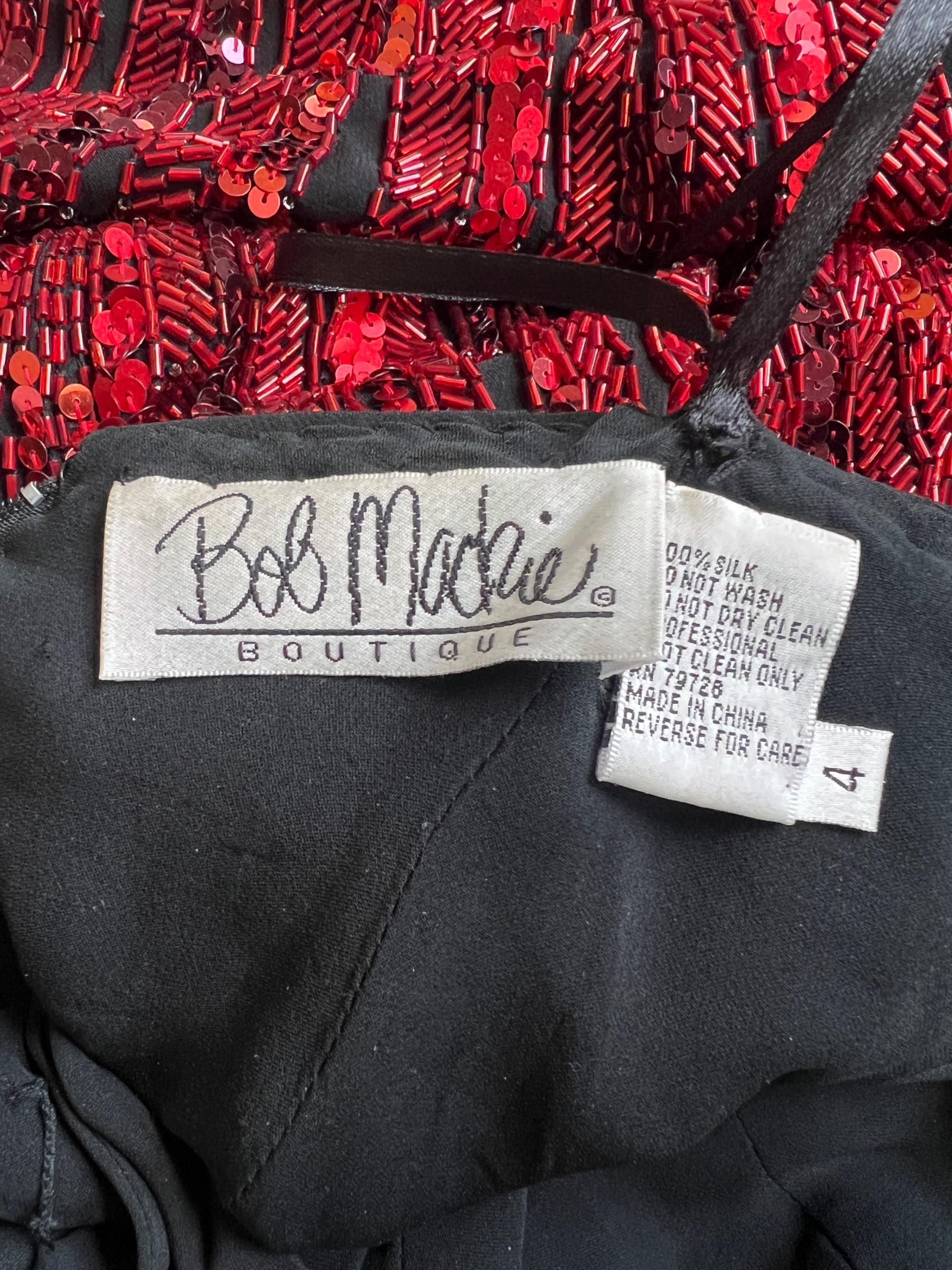 De las mujeres Vestido rojo de lentejuelas y cuentas Bob Mackie de los años 90