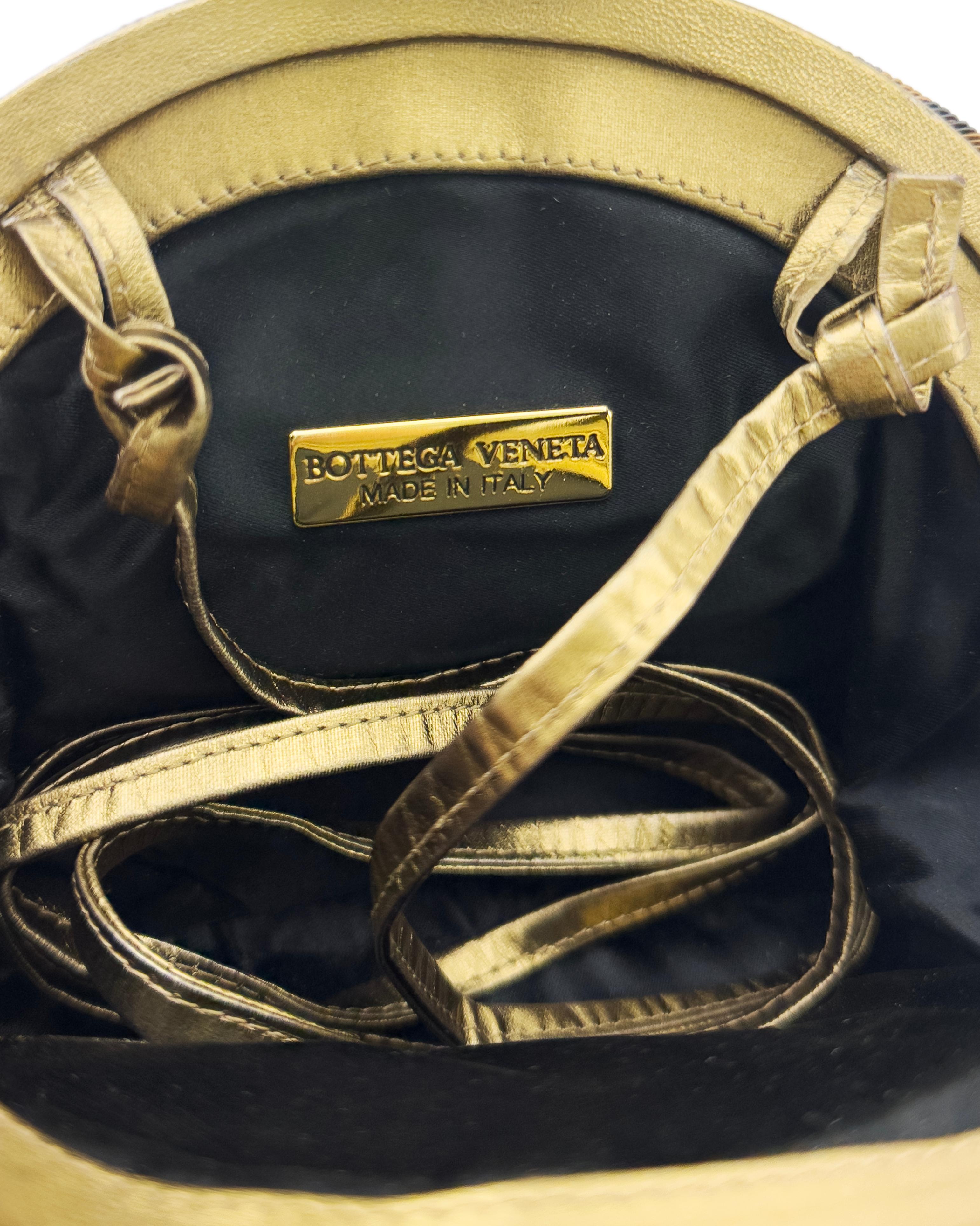 1990's Bottega Veneta Gold Quilted Clutch with Lucite Clasp For Sale 2