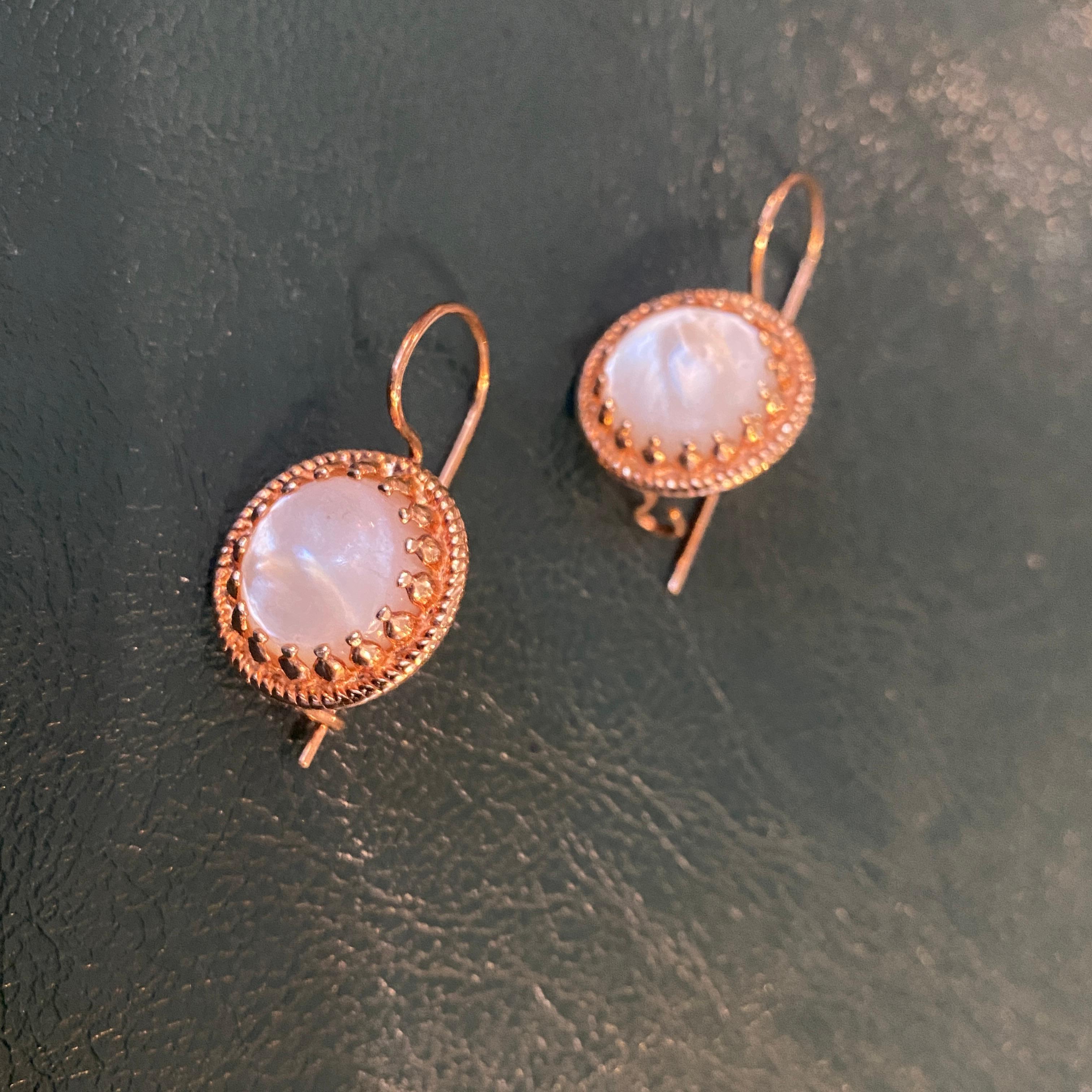 Women's 1990s Bronze and Mother Pearl Italian Earrings by Anomis For Sale