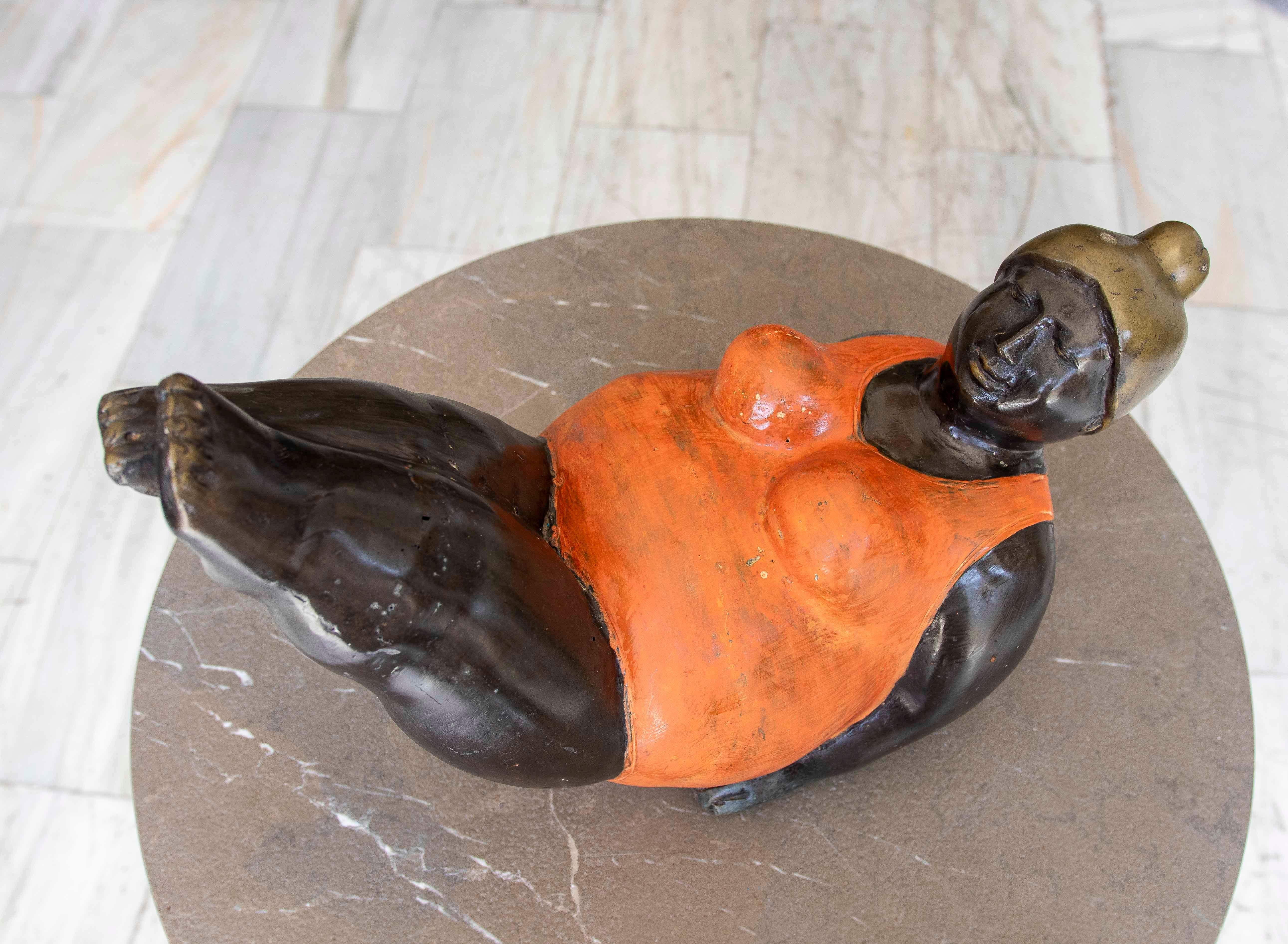 1990s Bronze Sculpture of a Reclining Woman in an Orange Swimsuit For Sale 5