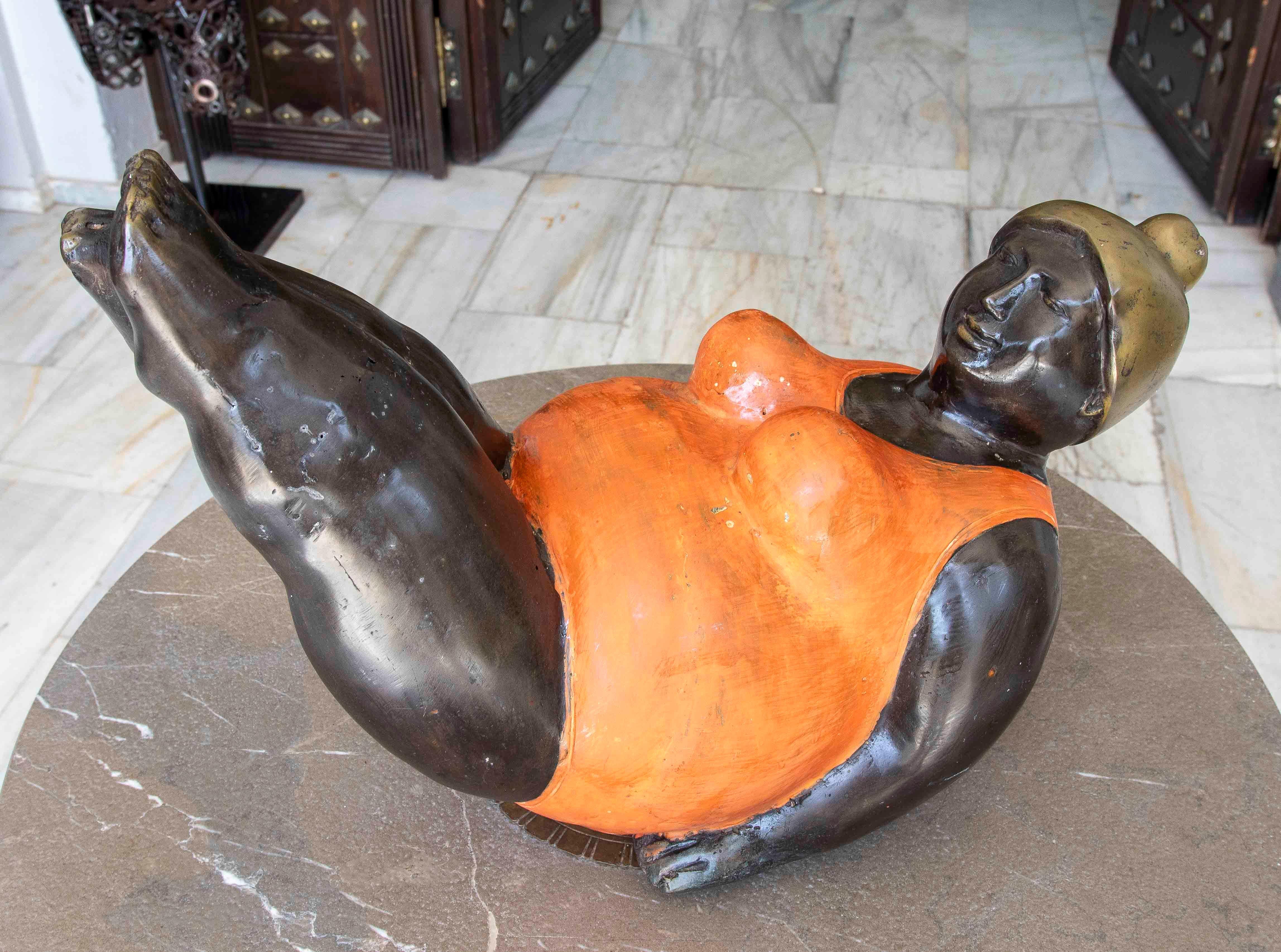 1990s Bronze Sculpture of a Reclining Woman in an Orange Swimsuit For Sale 1