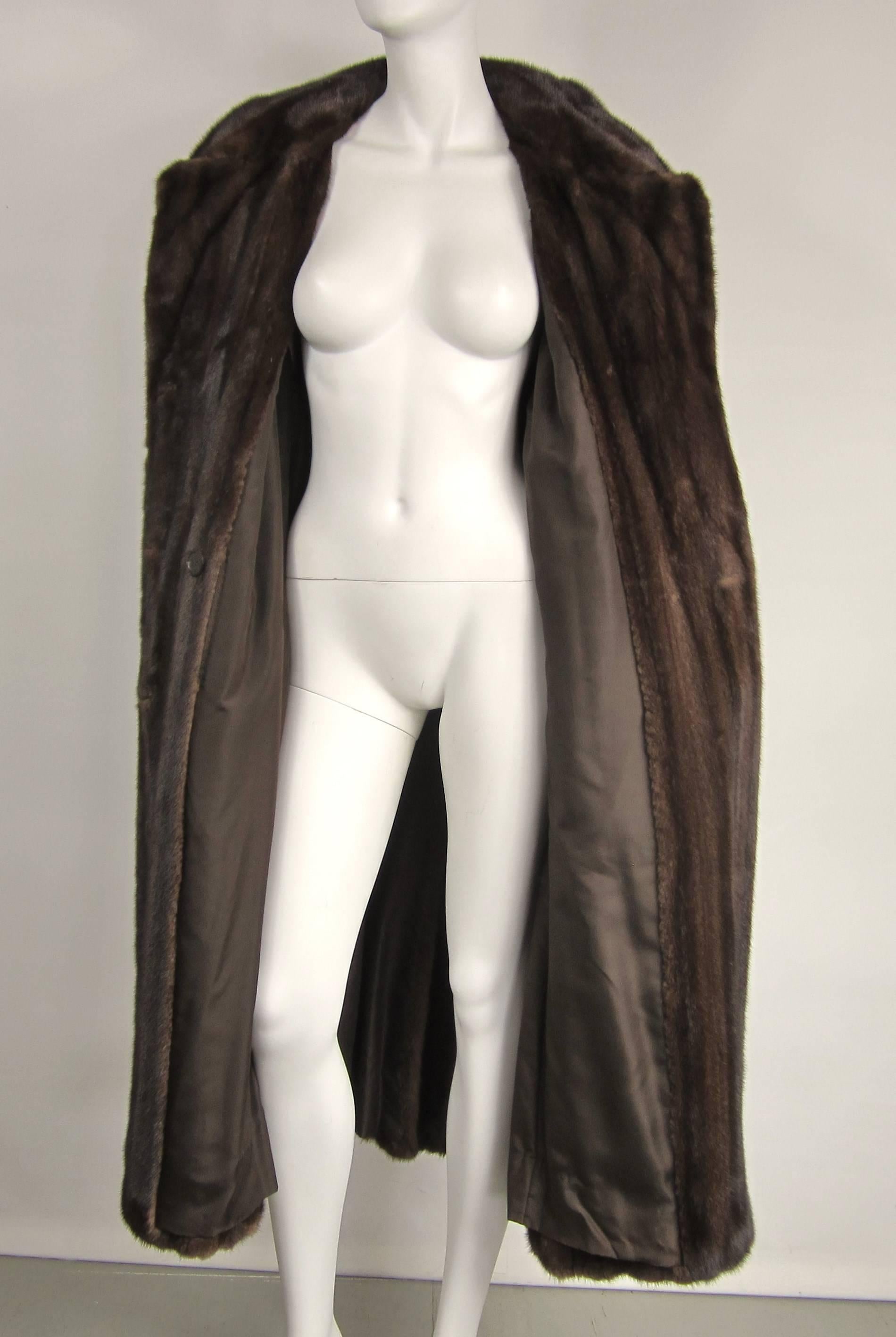 1990s Brown Mink Chestnut Long Coat Wide Cuff - Double Breasted Andre' Bisang For Sale 3