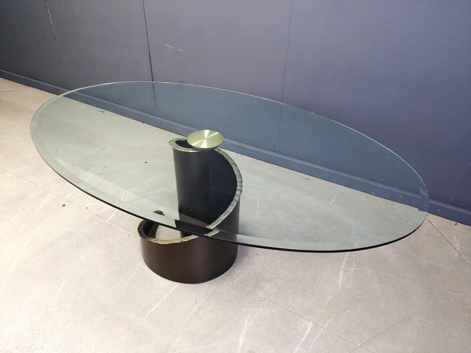 1990 Table de salle à manger en verre et bronze de style Brutaliste par Barilone pour Roche Bobois en vente 1