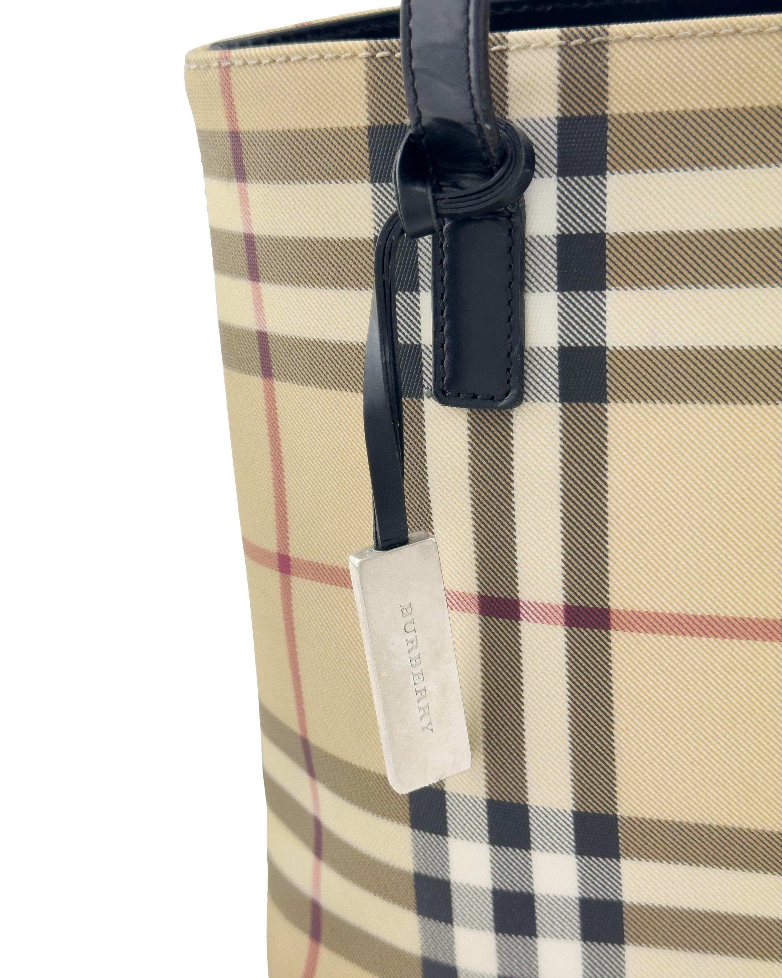 1990er Burberry Nova Check PVC Mini Tote Bag im Zustand „Gut“ im Angebot in Toronto, Ontario