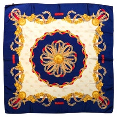 Burberry's - Grand foulard en soie à carreaux bleus et or imprimé Nova, années 1990