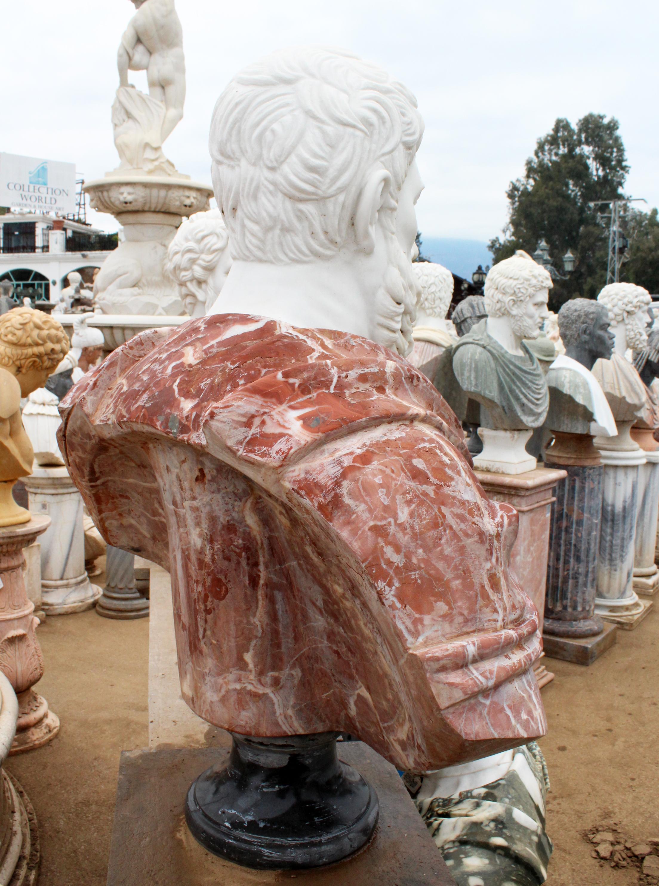 1990s Bust of Roman Hand Carved in Carrara White and Alicante Red Marble In Fair Condition For Sale In Marbella, ES