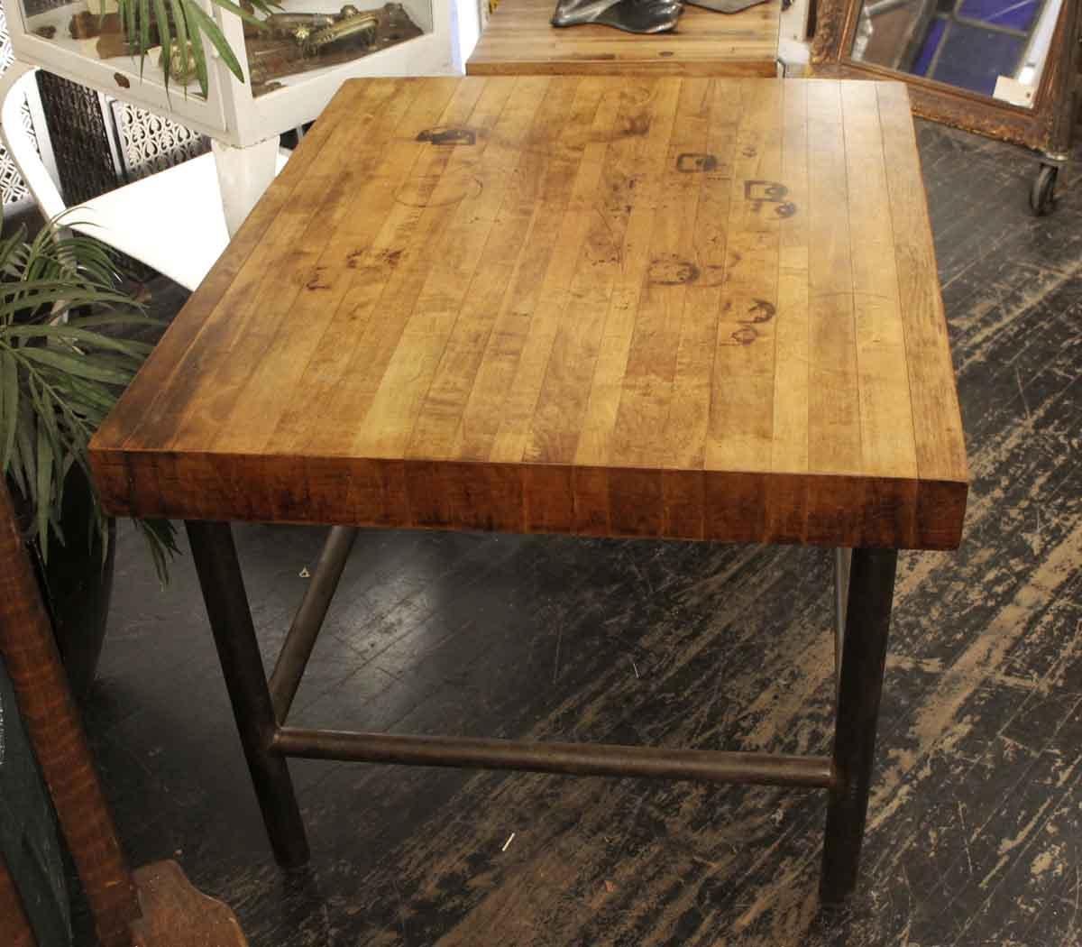 1990s Butcher Block Table with Black Pipe Legs (amerikanisch)