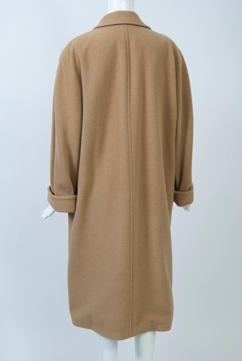 1990s Camelhair Coat In Good Condition For Sale In Alford, MA