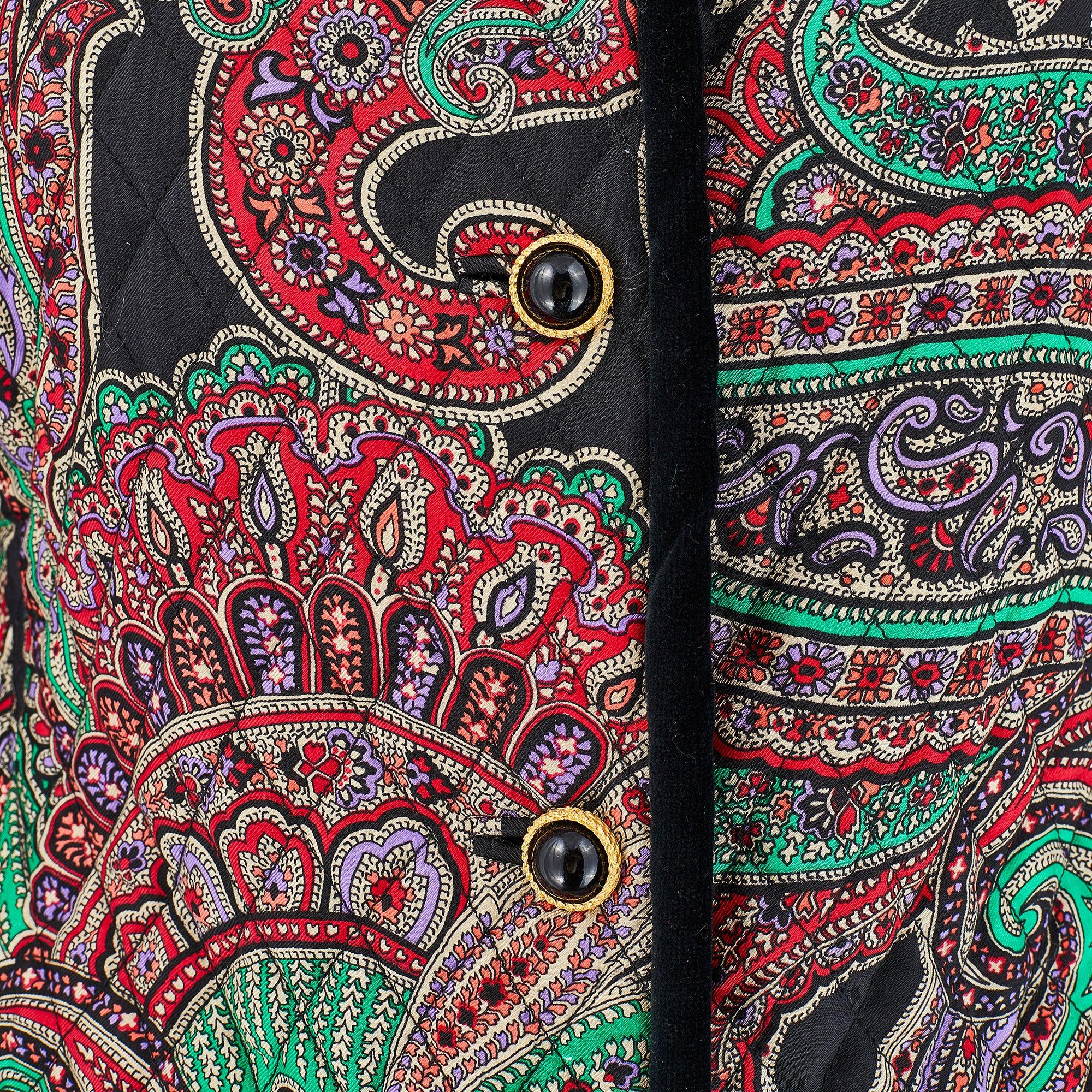 1990s Carlisle Silk Paisley Quilted Jacket with Velvet Trim In Excellent Condition For Sale In London, GB