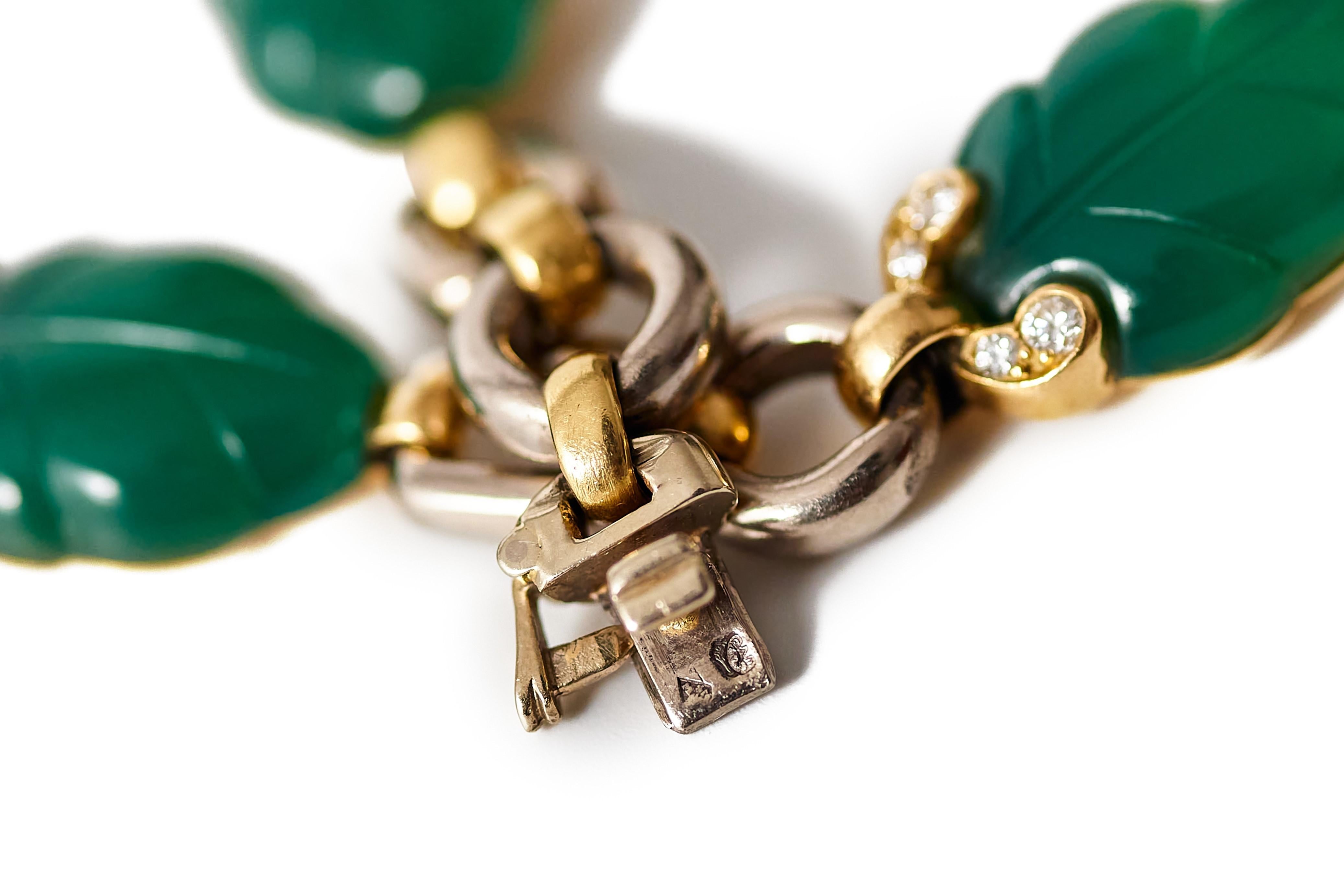Pulsera Cartier de los años 90 con hojas de crisoprasa talladas. en venta 4