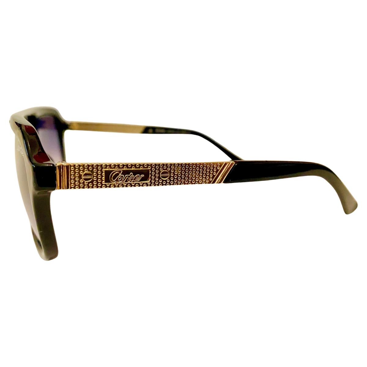1990 Lunettes de soleil en résine noire plaquée or de Cartier Vendome Bon état - En vente à London, GB