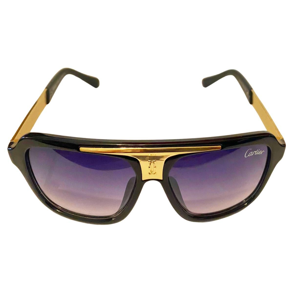 1990 Lunettes de soleil en résine noire plaquée or de Cartier Vendome Unisexe en vente