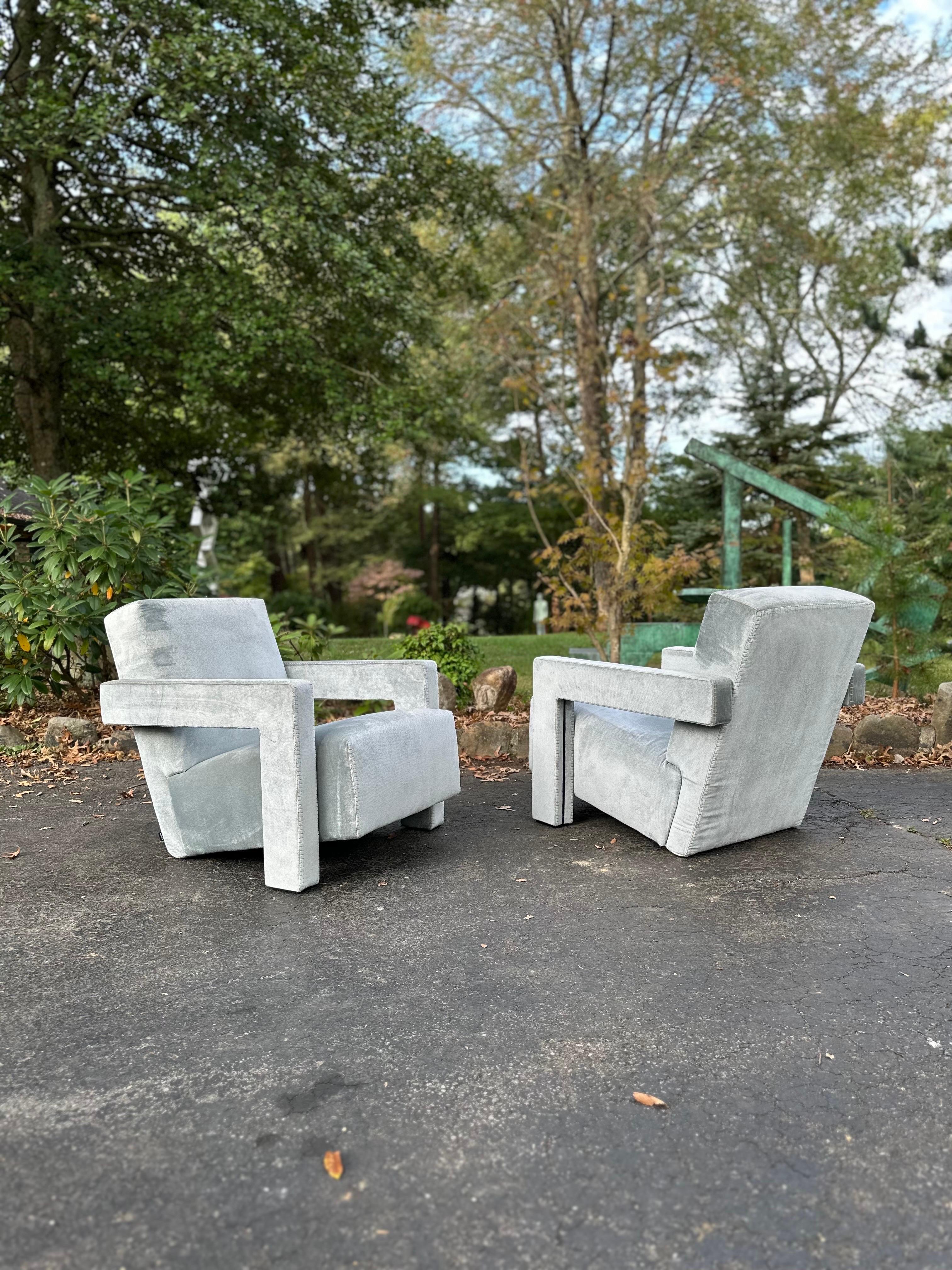 Paire de chaises Cassina Utrecht de Gerrit Rietveld des années 1990 Bon état - En vente à Roanoke, VA
