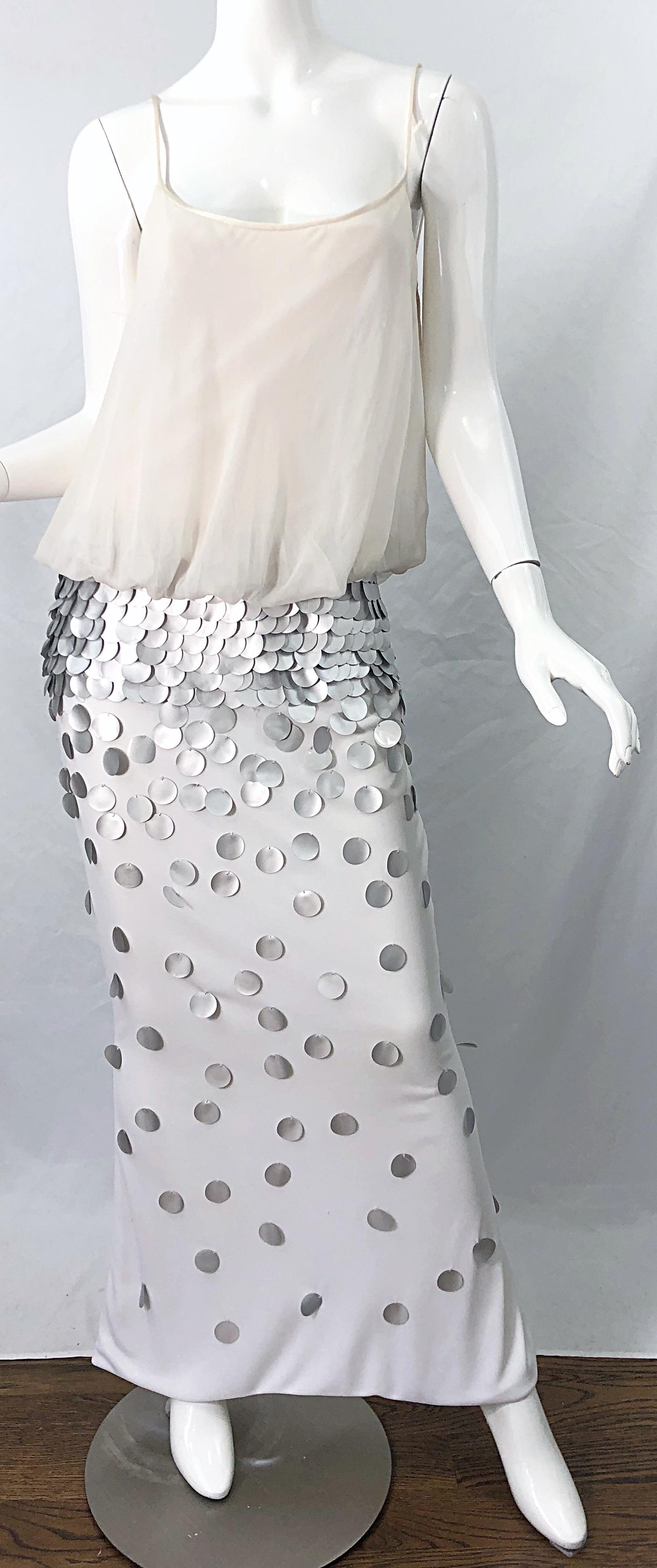 1990s CD Verde Marfil Gris Plata Seda Jersey Chiffon Beaded Paillettes 90s Gown en venta 4