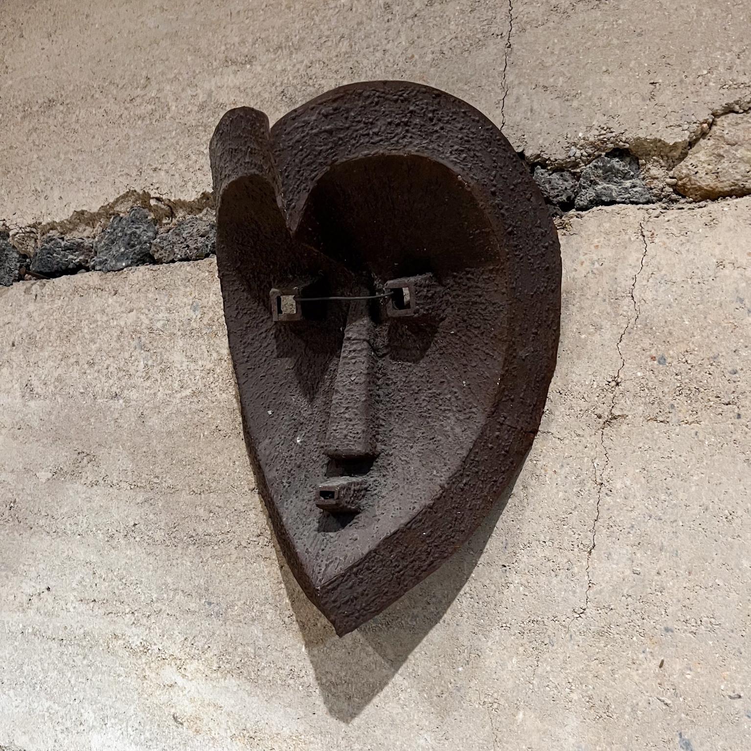 1990s Ceremonial Metal Mask Iron Heart Modern Cubist Design In Good Condition For Sale In Chula Vista, CA