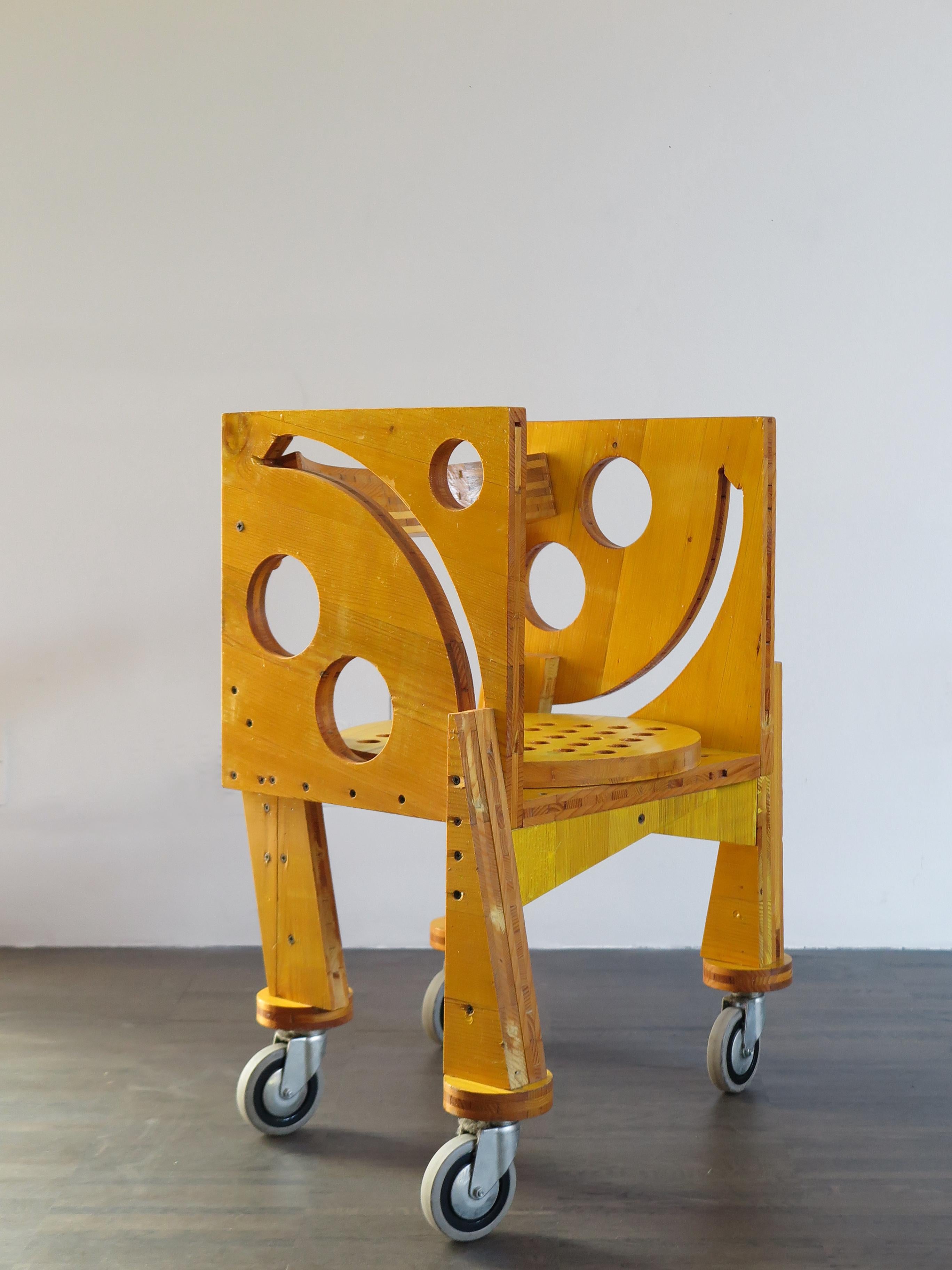 Prototype chair designed by Italian artist Cesare Leonardi in 1993 and realizated with formwork board with engraved reference number.
From the outline drawn onto a standard-sized formwork board (50 x 150 or multiples and submultiples), from the