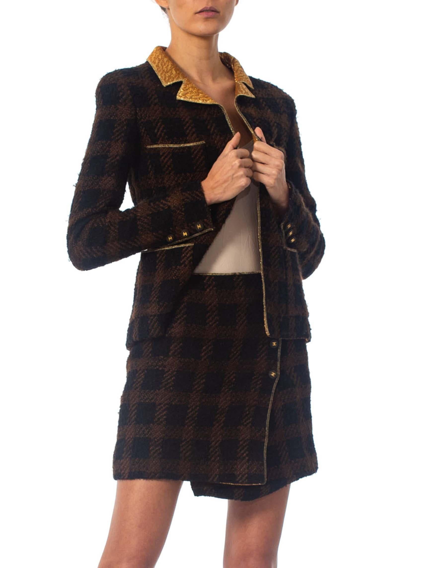 1990S CHANEL Black & Brown With  Gold Lamé Wool Mini Skirt Suit Lined In Silk For Sale 4