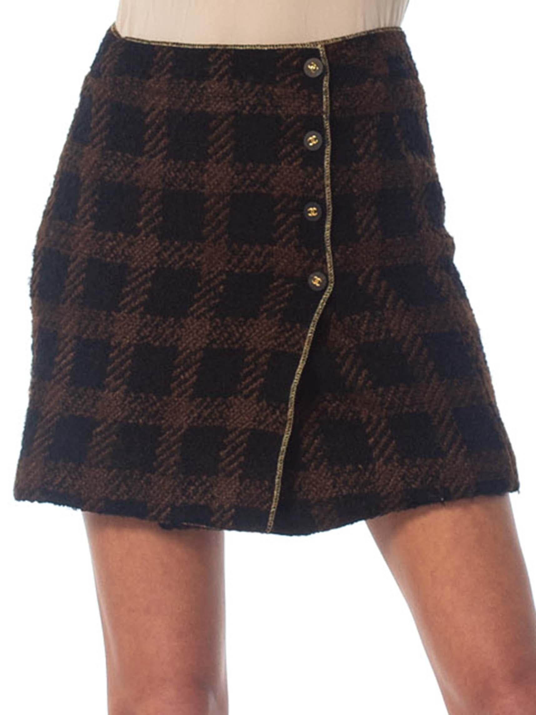 1990S CHANEL Black & Brown With  Gold Lamé Wool Mini Skirt Suit Lined In Silk For Sale 5