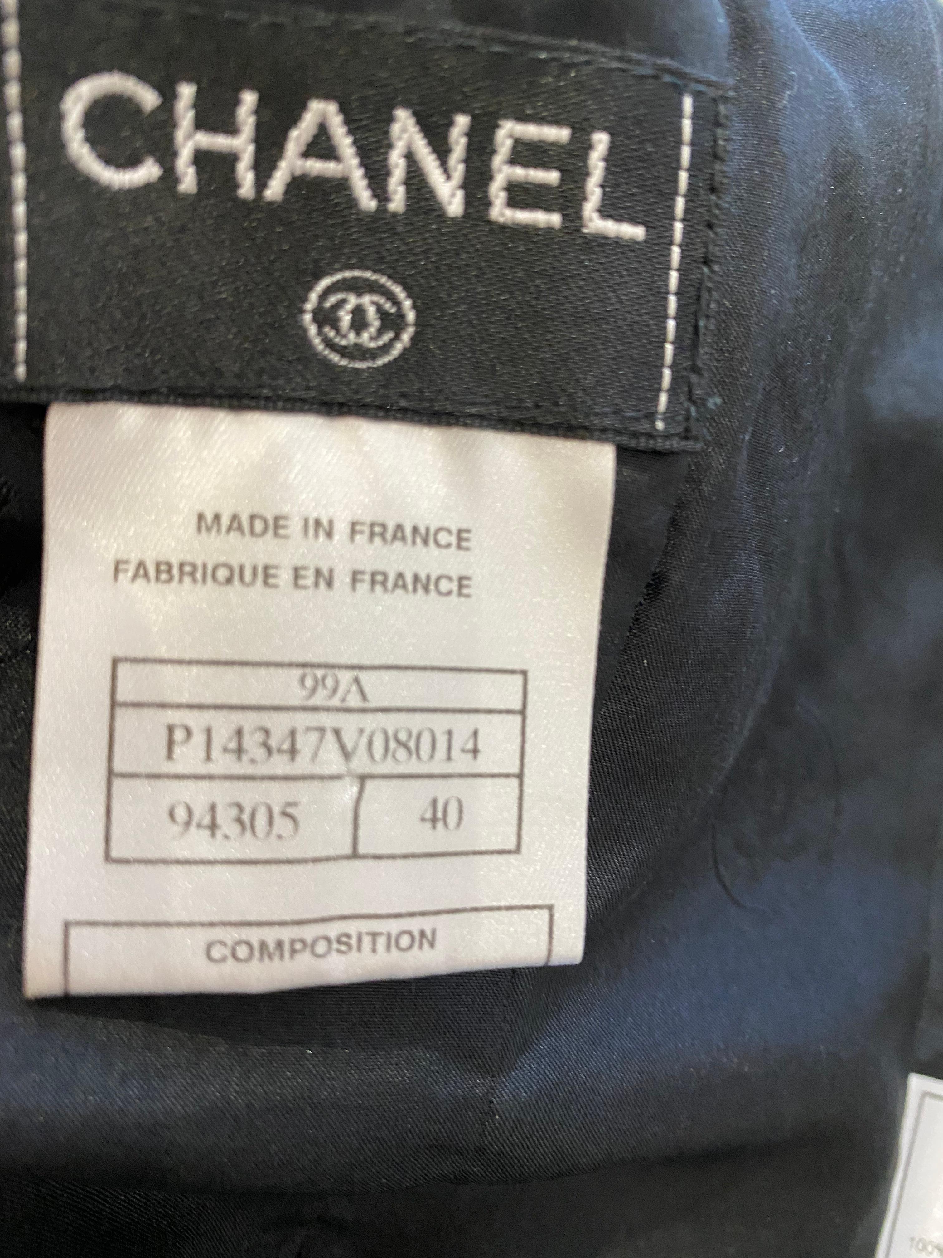 1990 CHANEL Bustier noir, jupe et manches détachables en vente 4