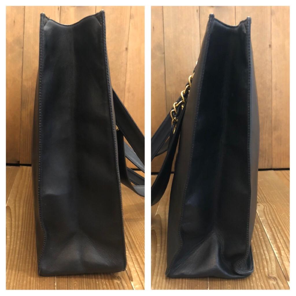 1990s CHANEL Black Calf Leather Jumbo Chain Tote Bag 1