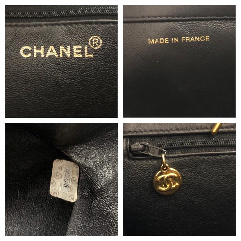 1990s CHANEL Black Calf Leather Jumbo Chain Tote Bag For Sale 2