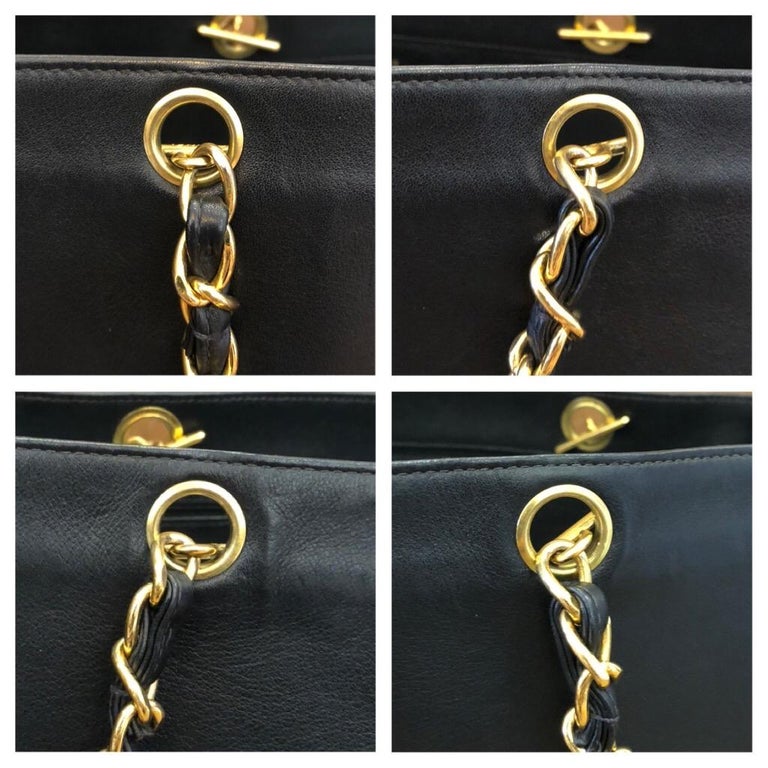 1990s CHANEL Black Calf Leather Jumbo Chain Tote Bag For Sale 5