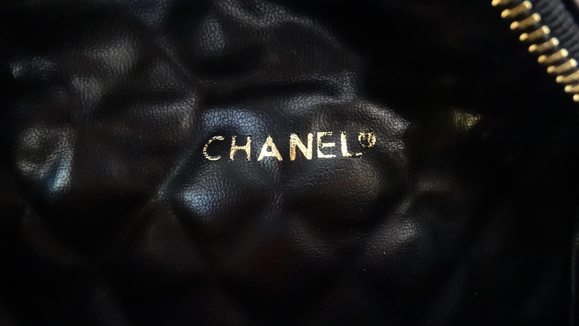 1990s Chanel Black Lambskin Chain Belt Fanny Pack 5