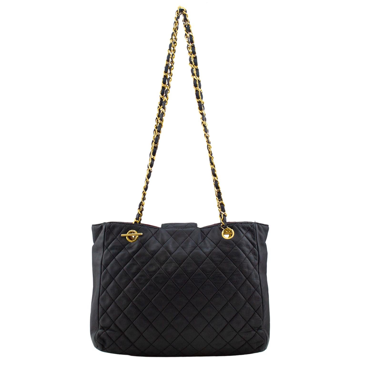 1980s Chanel Black Leather Quilted Medium Tote with Chain Handles  In Good Condition In Toronto, Ontario