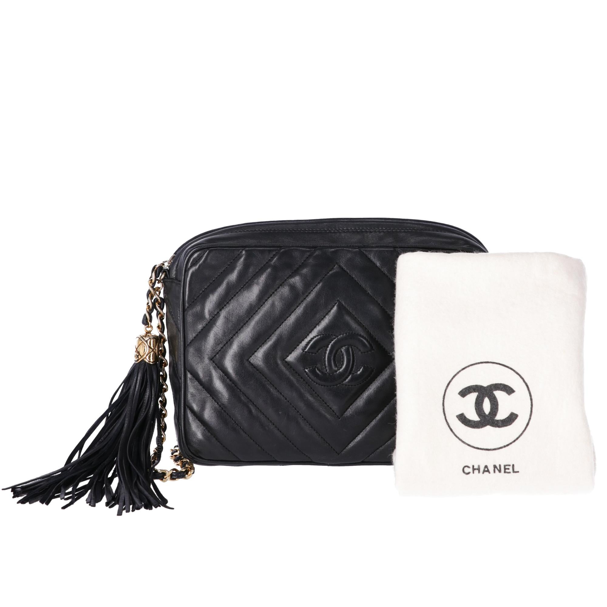 1990s Chanel Black Leather Shoulder Bag 12