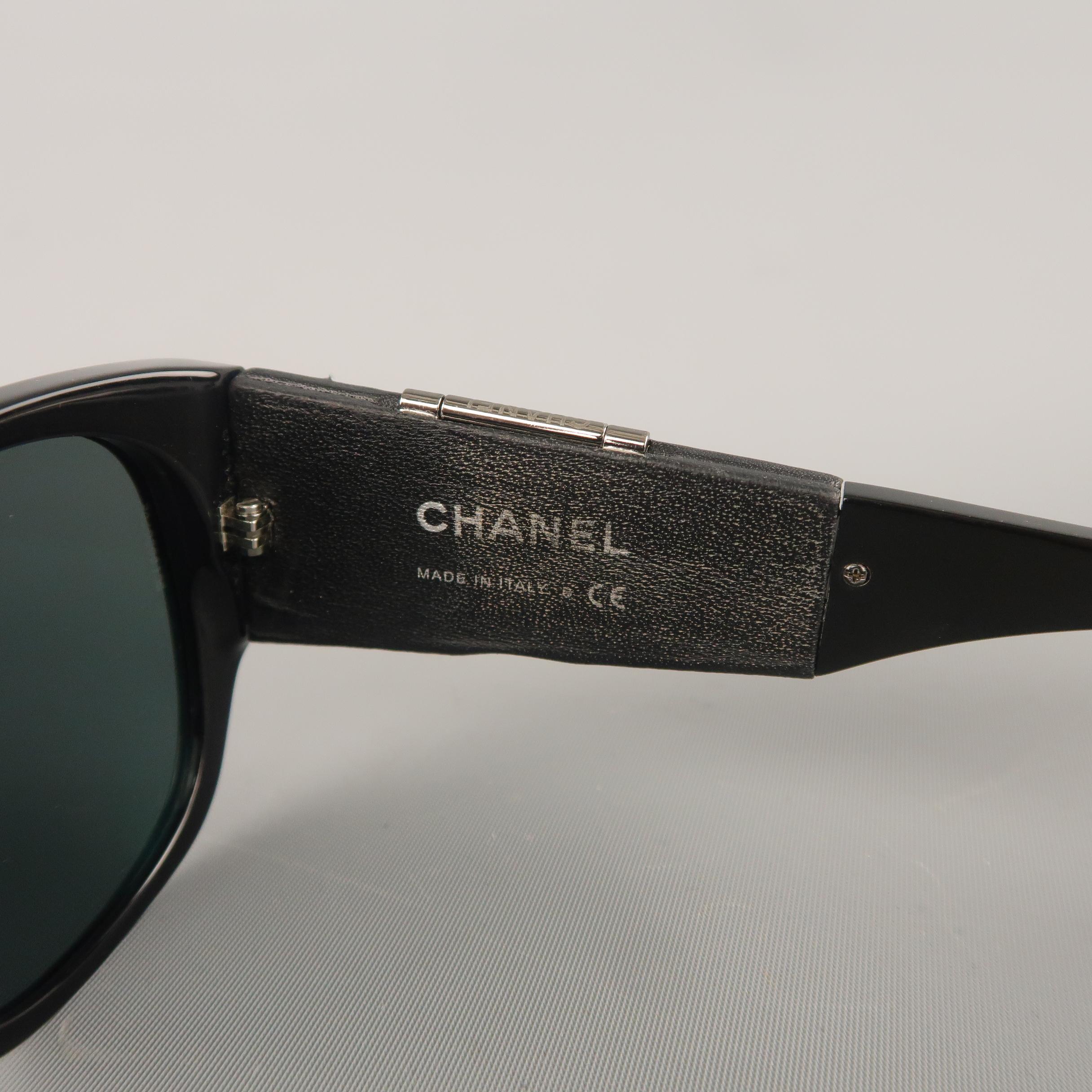  1990's CHANEL Black Quilted Leather Flip Up Mirror Arm 5202 Sunglasses 6