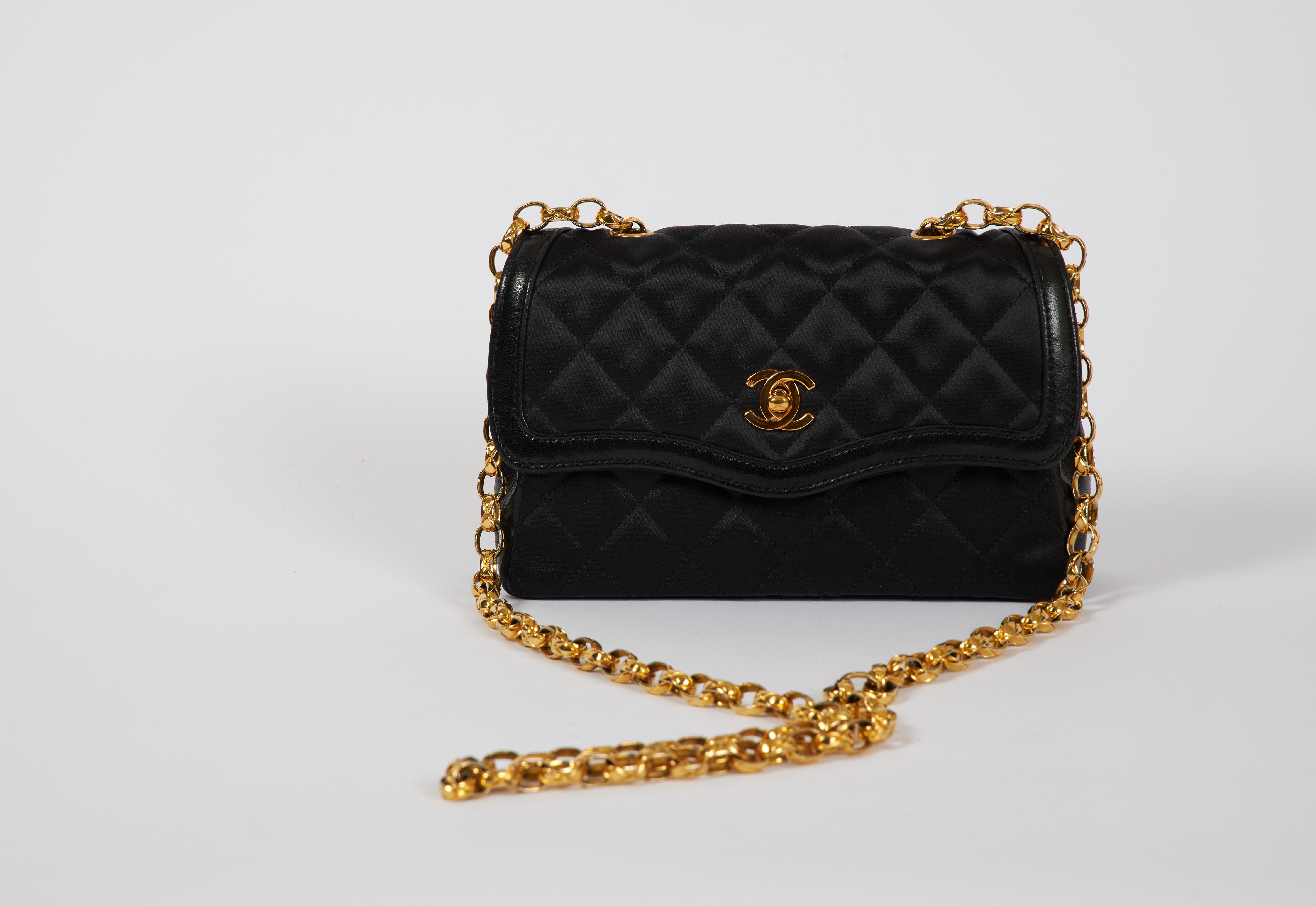 Women's 1990'S Chanel Black Silk Bag with Wallet