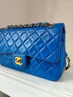 1990s Chanel blue 24kt gold plated hardware 2.55 shoulder bag