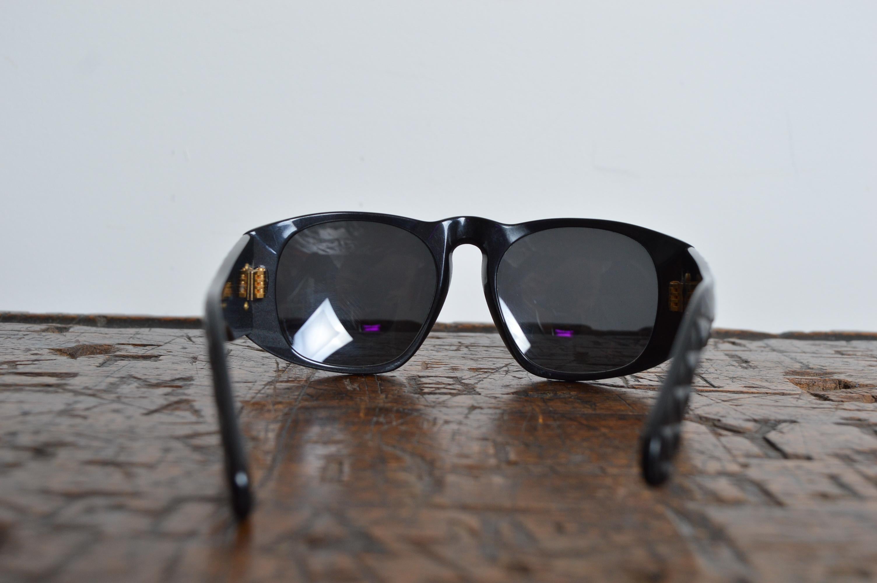 1990’s Chanel by Karl Lagerfeld Black & Gold CC Rounded Shades - Sunglasses For Sale 5