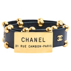 1990s Chanel Ceinture T75 Navy leather iconic Cambon belt M