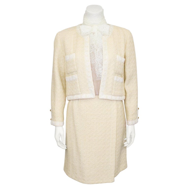 1990’s Chanel Cream Lace and Bouclé Wool 5pc RTW Skirt Suit